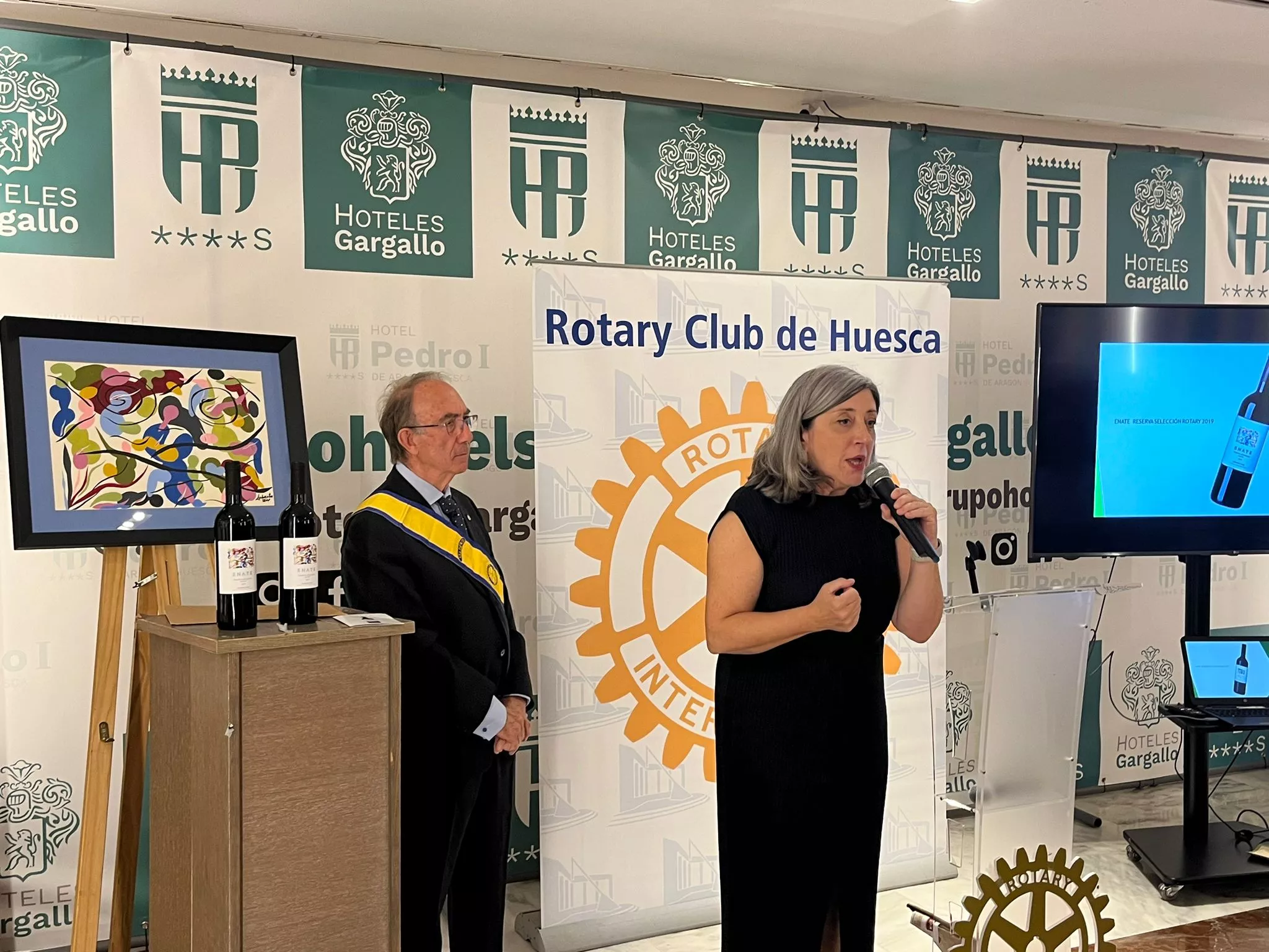 Presentación del Vino Solidario de Enate del Rotary Club
