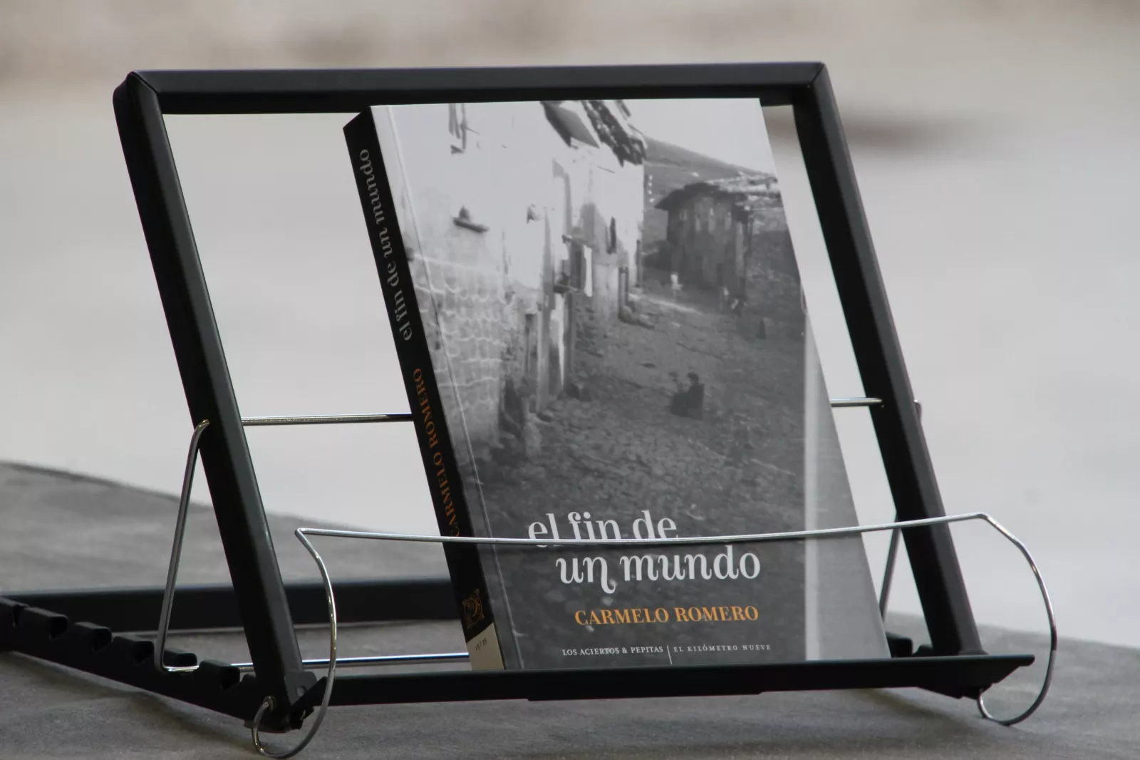 "El fin del mundo", de Carmelo Romero. Foto Carlos Neofato