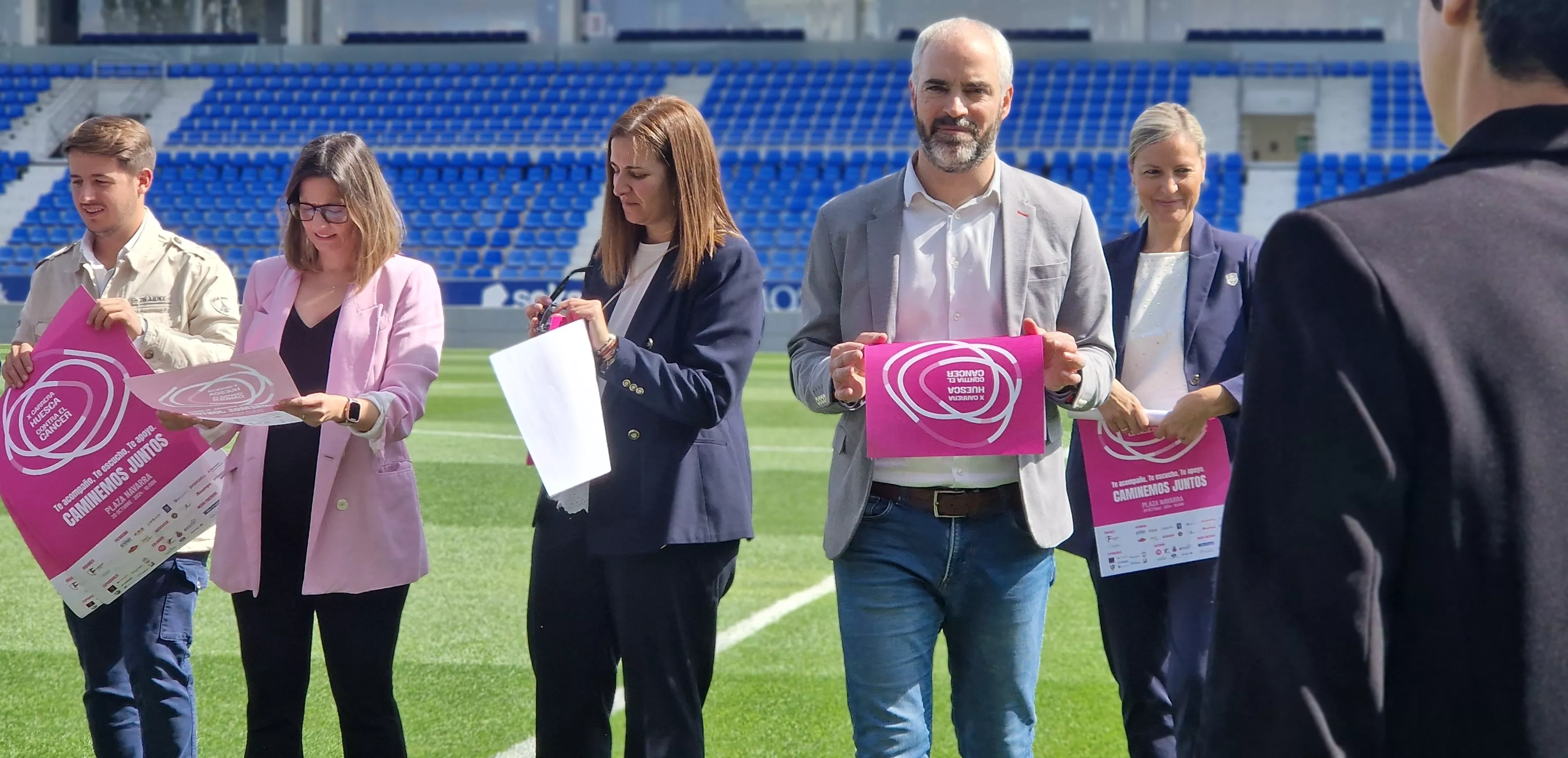 Presentación de la X Carrera Huesca contra el Cáncer. Foto Myriam Martínez