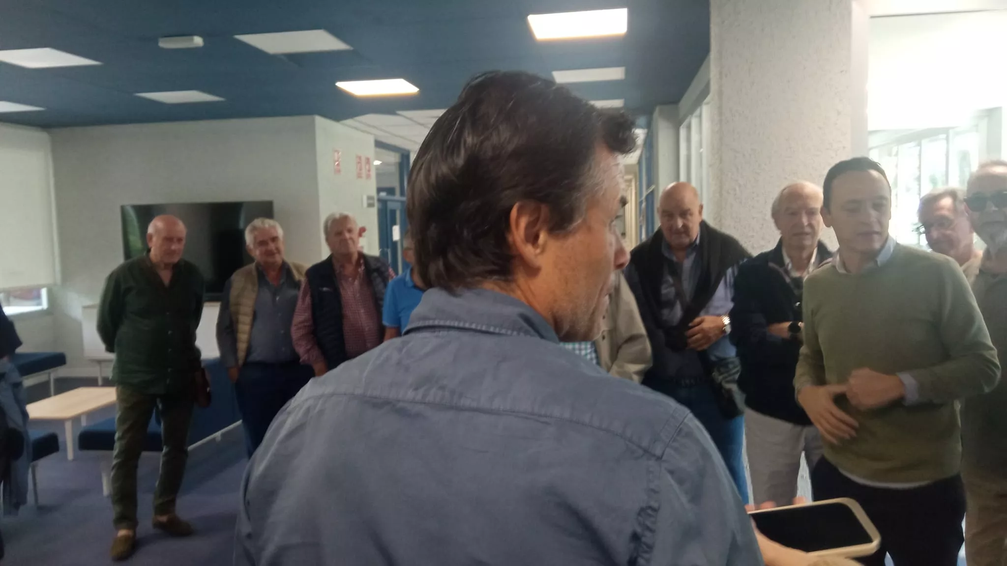 Veteranos de Lamusa visitan la BAF