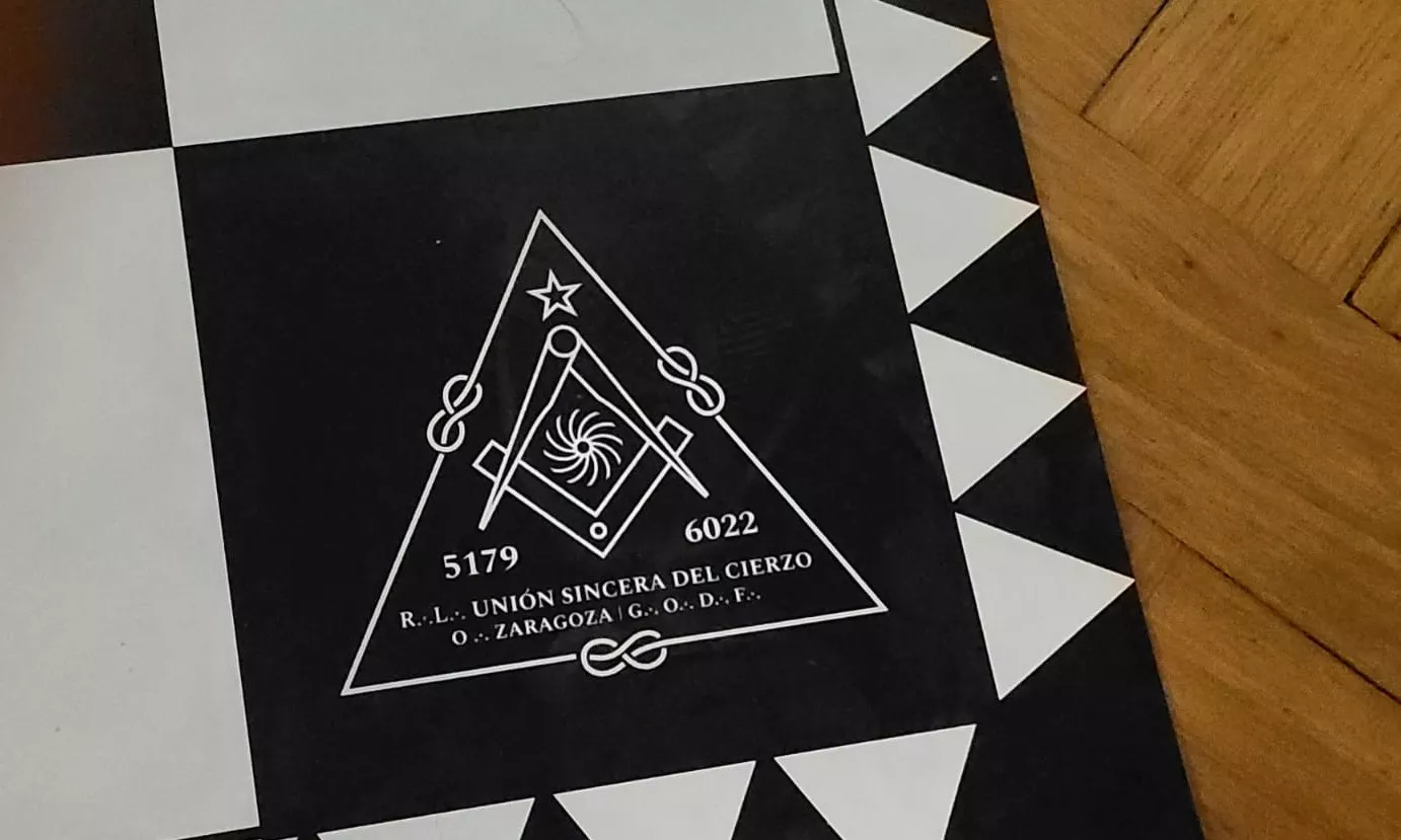 Tenida Blanca Abierta en Huesca de la Logia masónica Unión Sincera del Cierzo de Aragoza