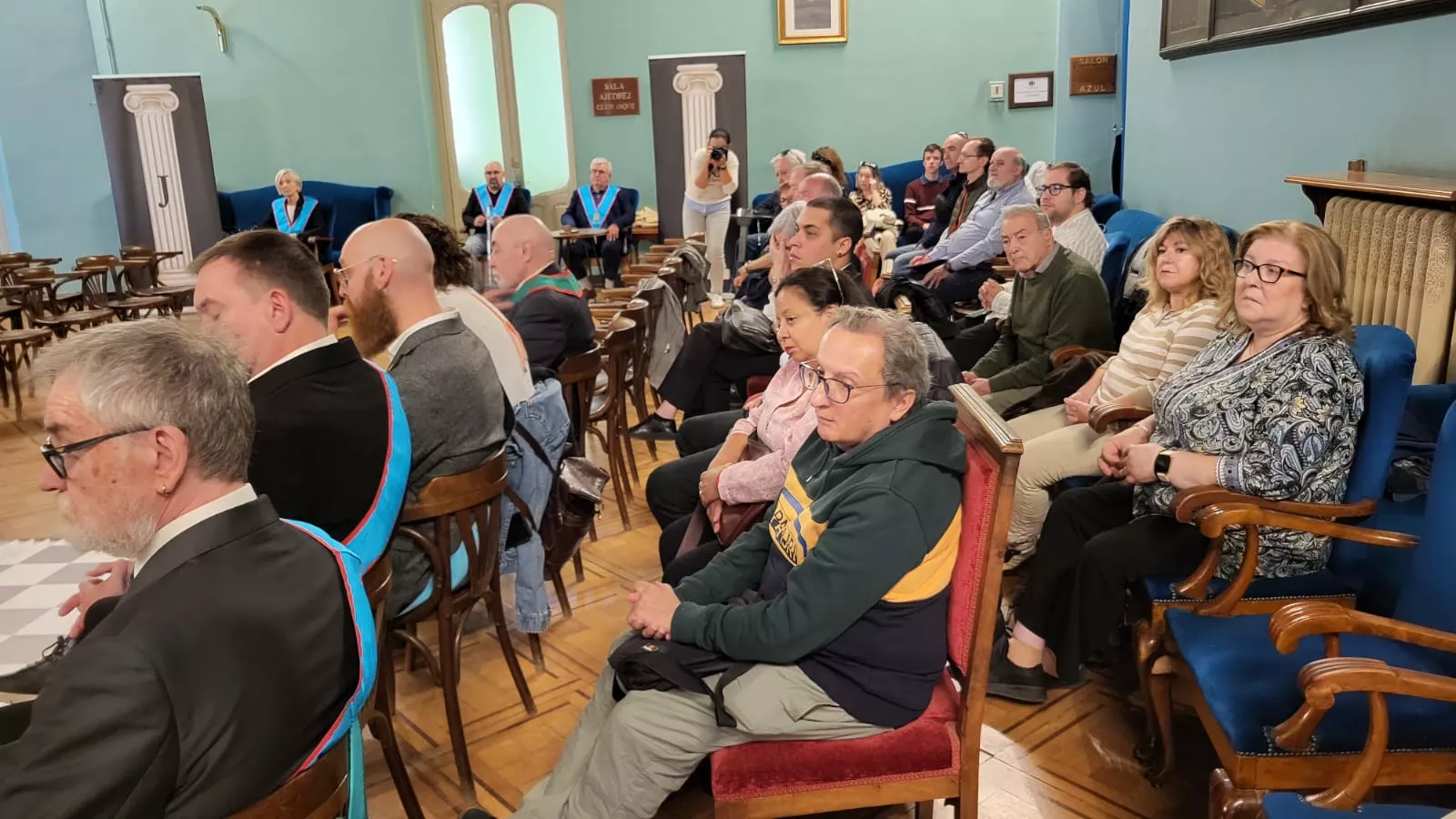 Tenida Blanca Abierta en Huesca de la Logia masónica Unión Sincera del Cierzo de Aragoza