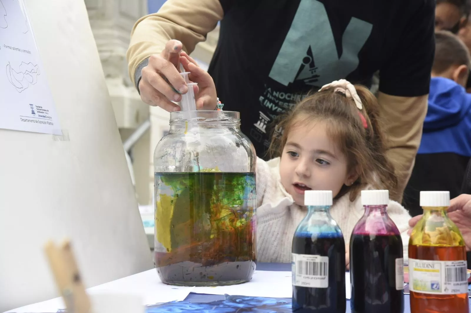 Noche Europea de los Investigadores en Huesca. Foto Javier Blasco 