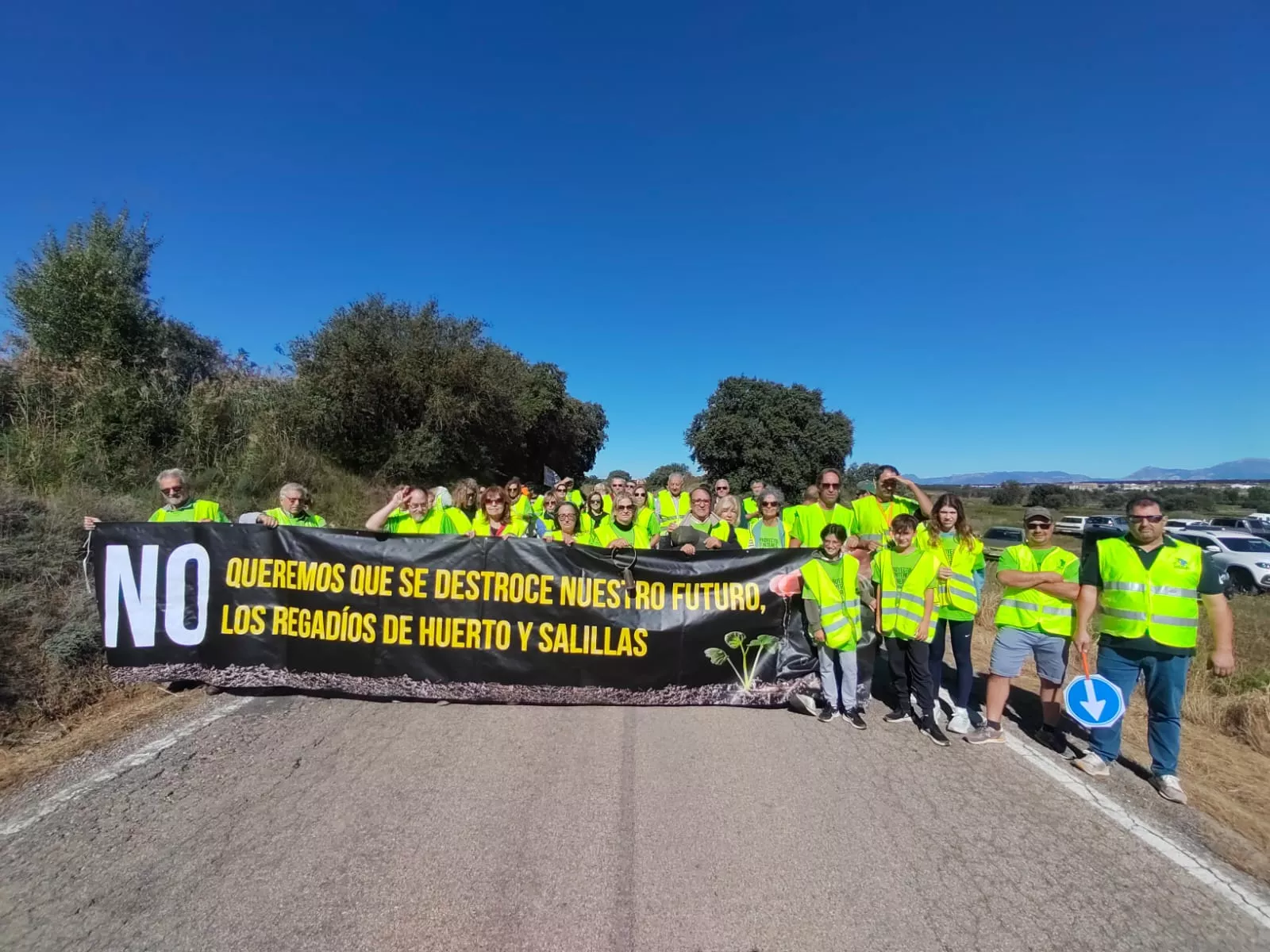 Manifestación en Salillas contra los sectores X y XI del Canal del Flumen