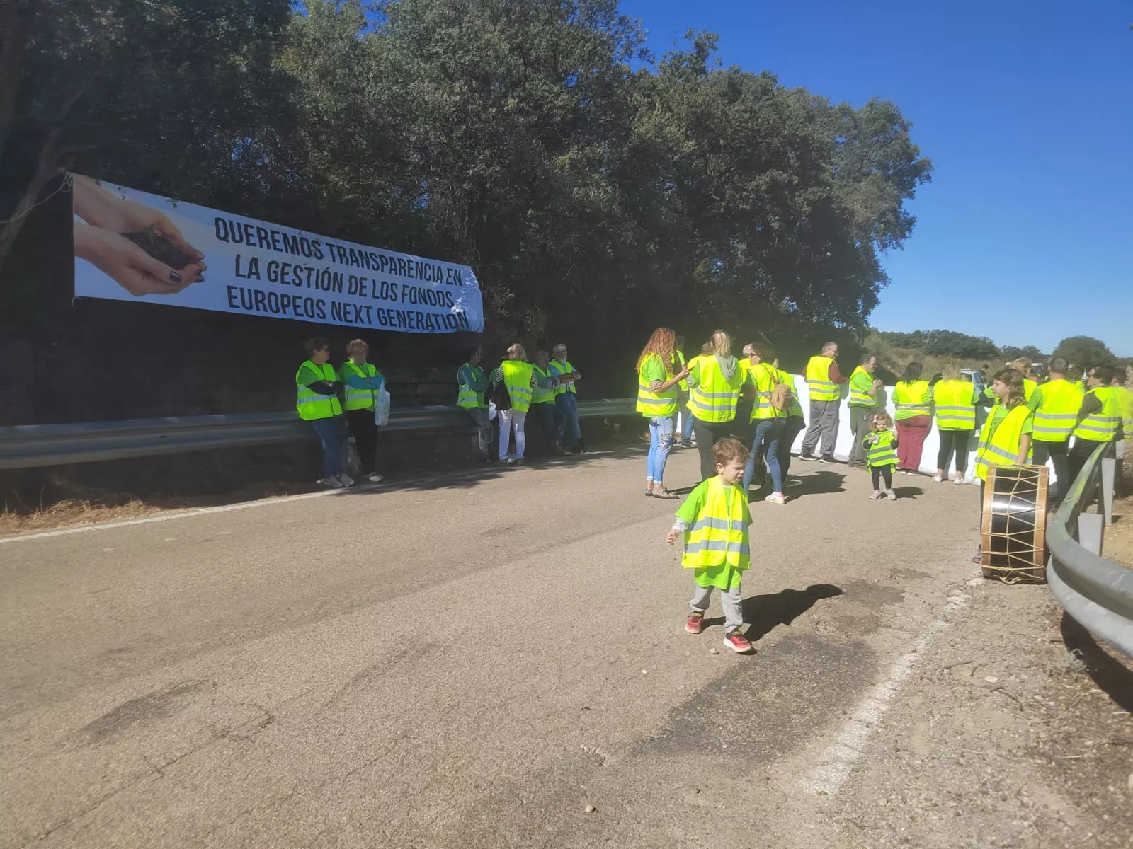 Manifestación en Salillas contra los sectores X y XI del Canal del Flumen