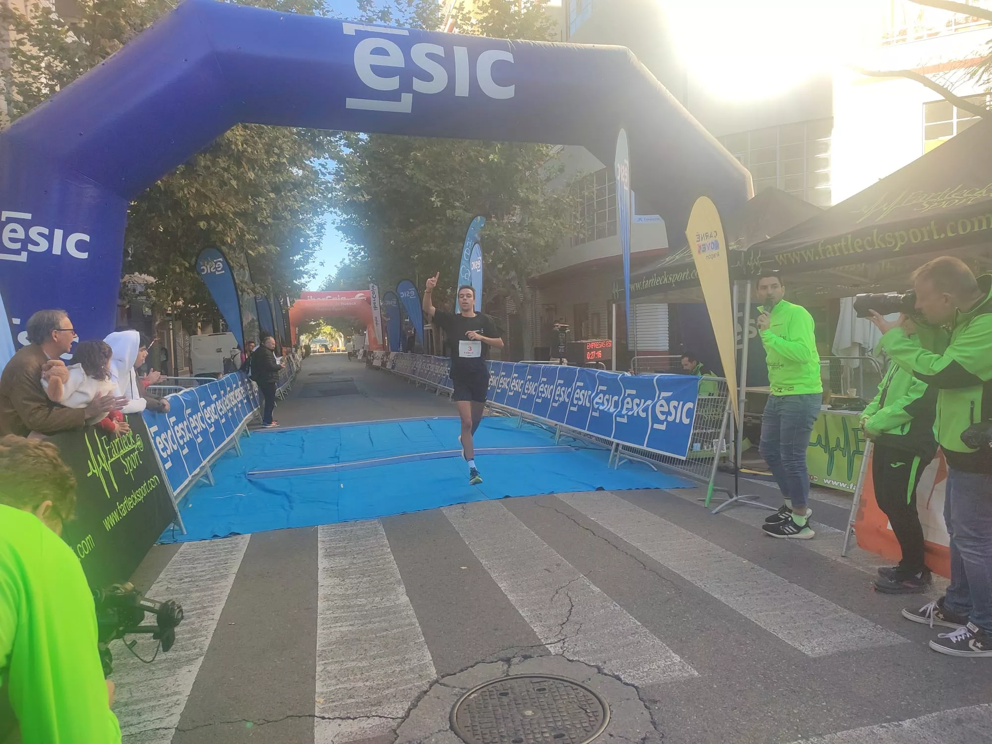 Carrera Esic empresas Huesca 