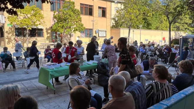 Actividad desarrollada en el Día Internacional de las Personas Mayores en Cruz Roja Huesca. Actividad desarrollada en el Día Internacional de las Personas Mayores en Cruz Roja Huesca.