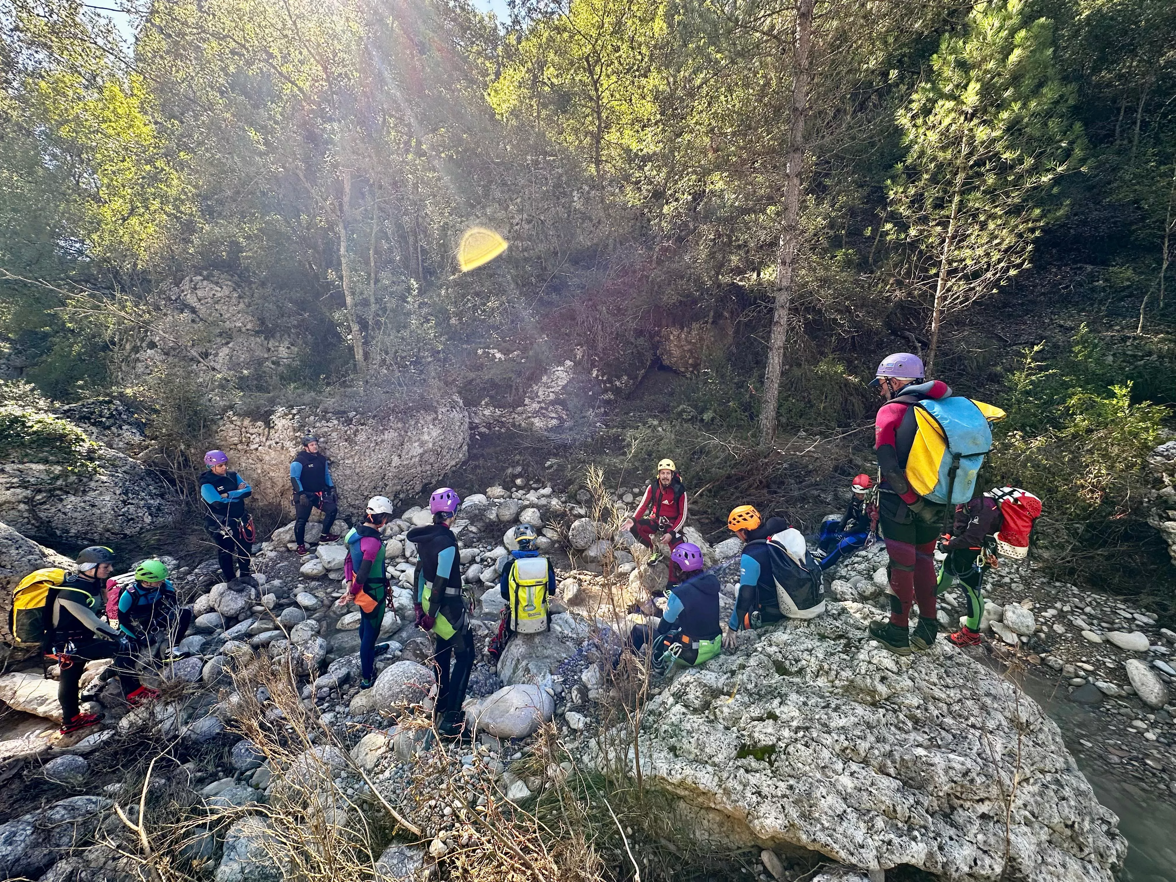 La vida de las piedras: masterclass en el barranco del Río de Abizanda