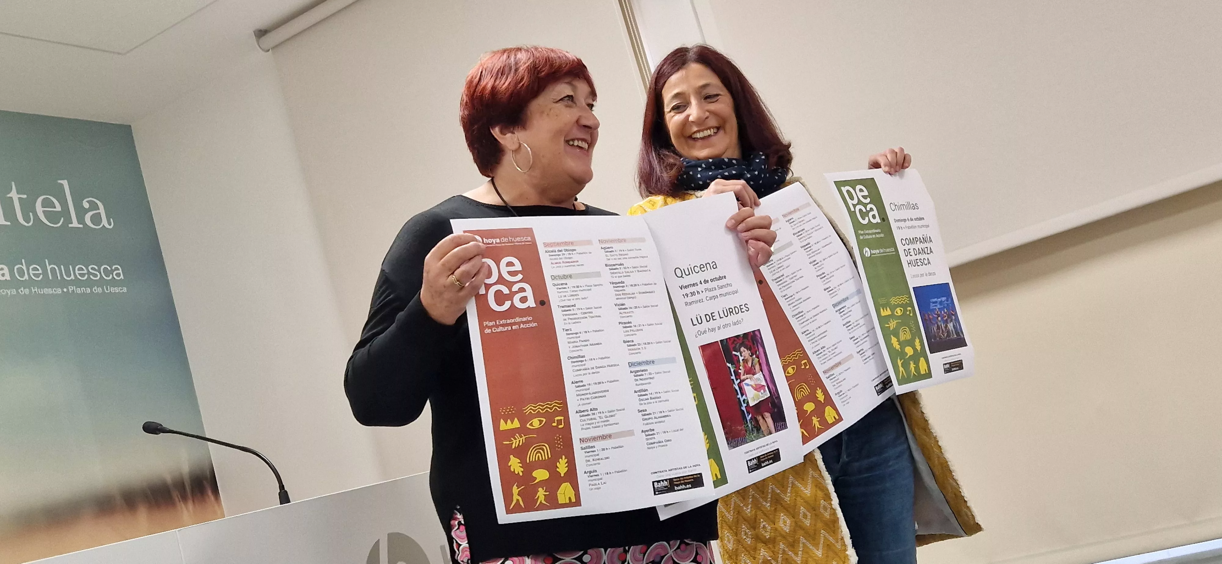 Angelita Cavero y Susana Magán, presentando una nueva edición del PECA. Foto Myriam Martínez 