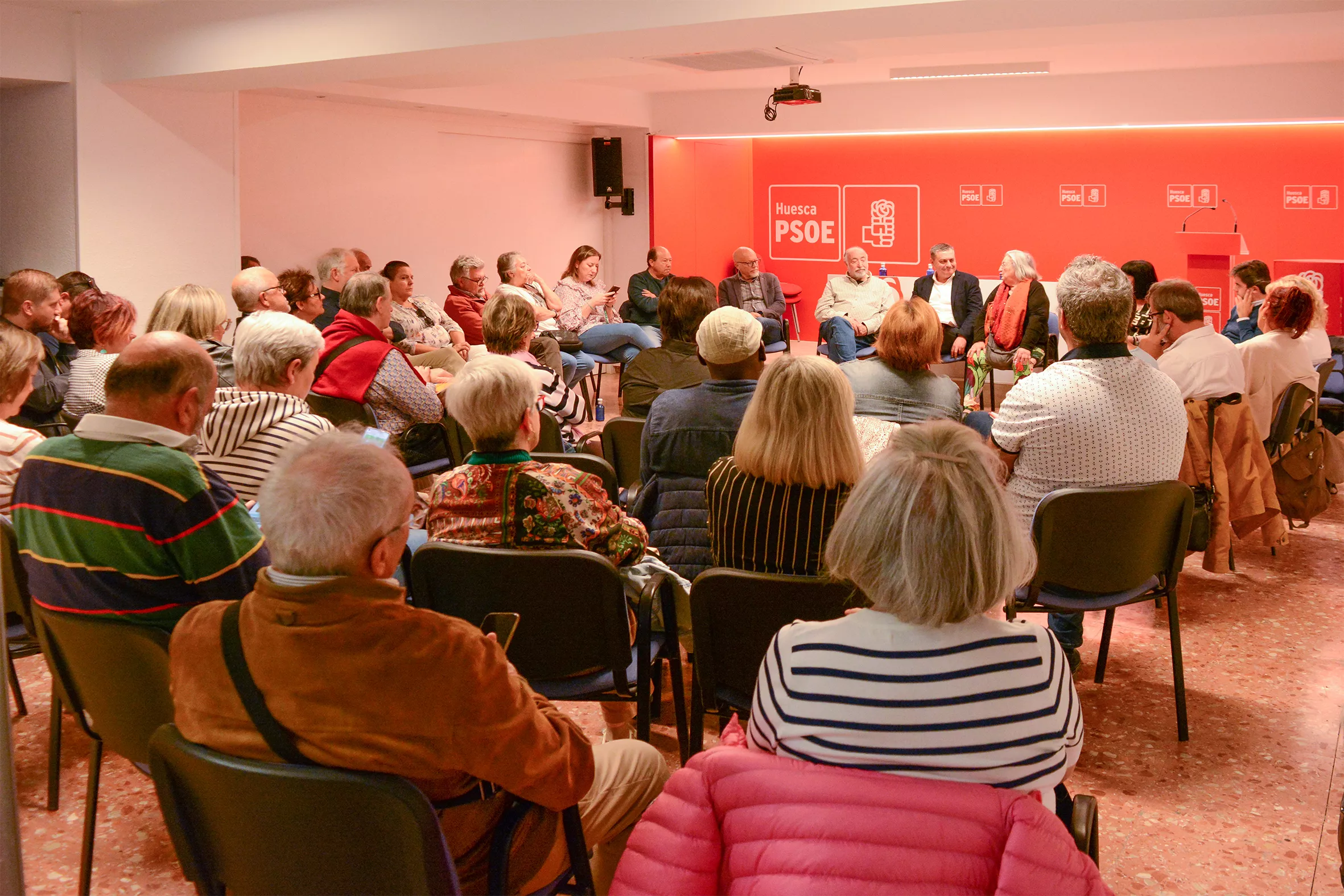 Reunión en Huesca con Fernando Sabés.