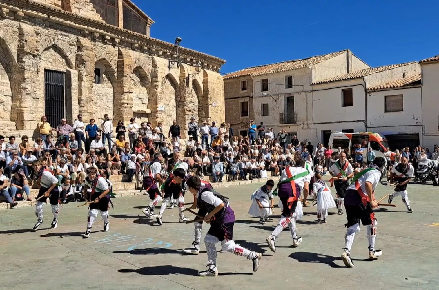 Danzantes de distintas edades