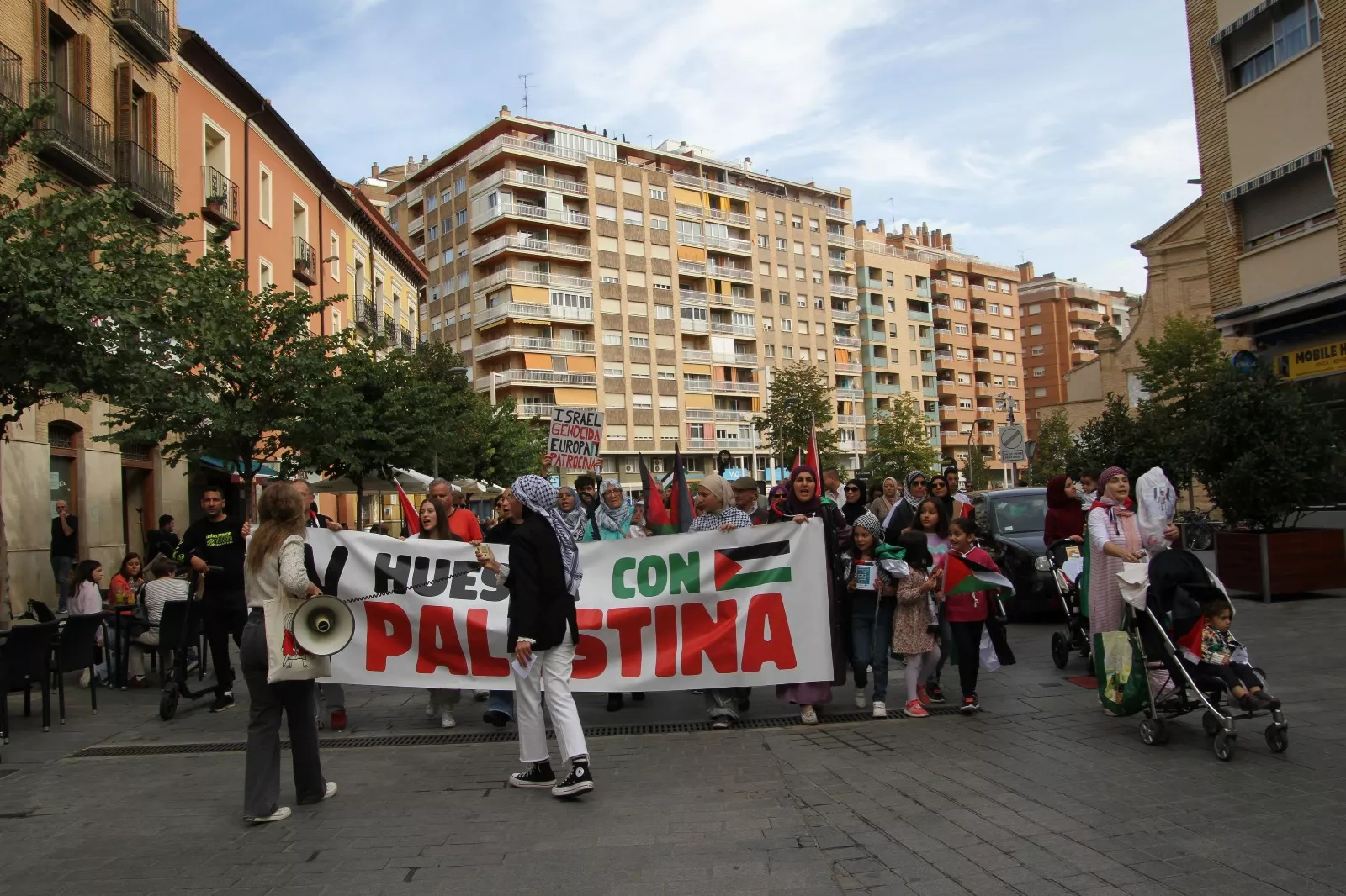Manifestación en Huesca en apoyo al pueblo palestino. Foto Carlos Neofato 