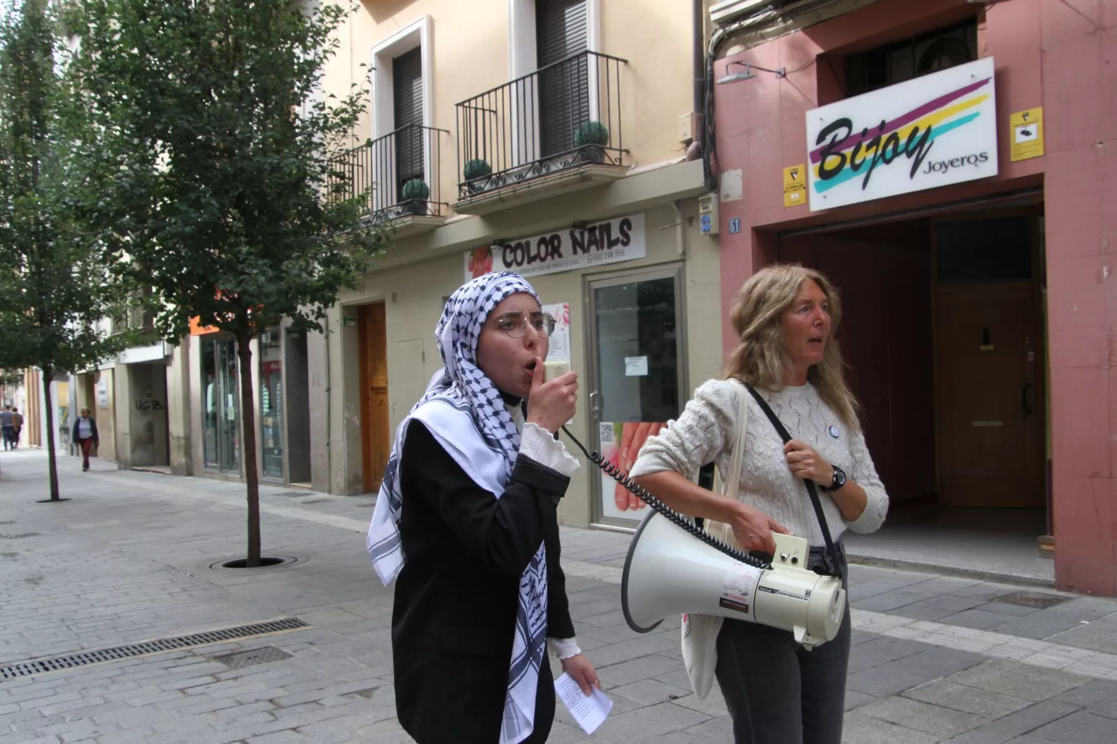 Manifestación en Huesca en apoyo al pueblo palestino. Foto Carlos Neofato 