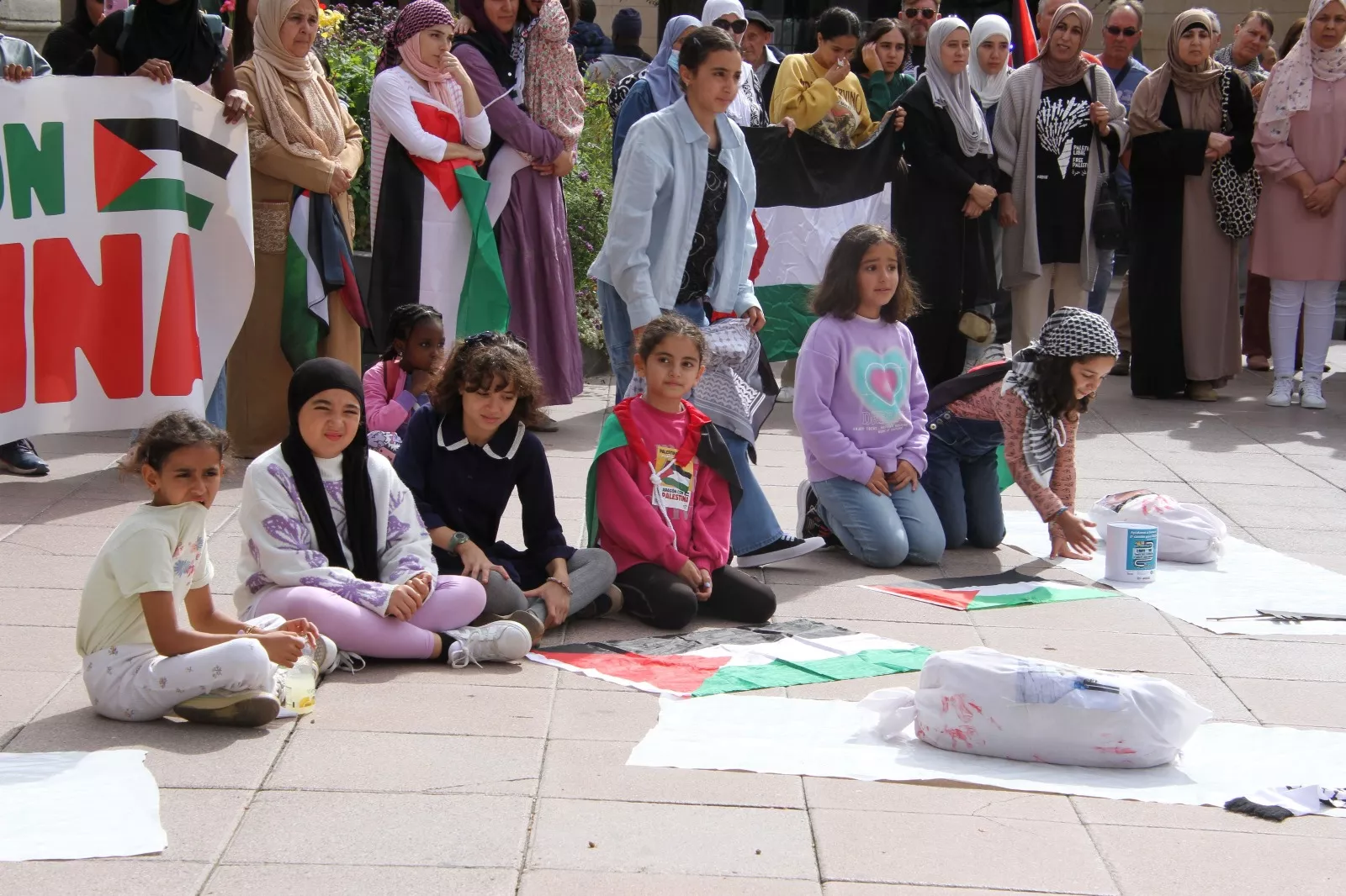 Manifestación en Huesca en apoyo al pueblo palestino. Foto Carlos Neofato