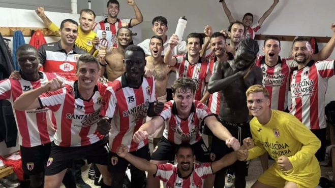 GZRb0o6WYAItmi8 GZRb0o6WYAItmi8