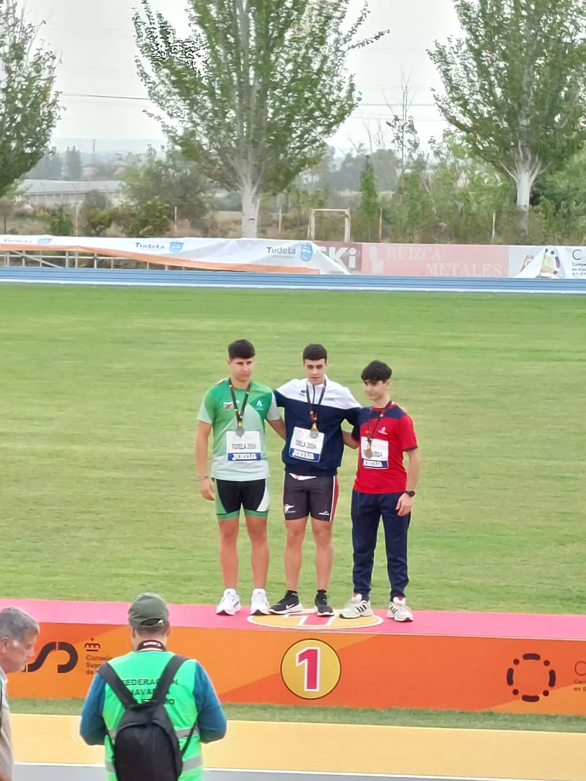 Podio de Rubén Cruz.