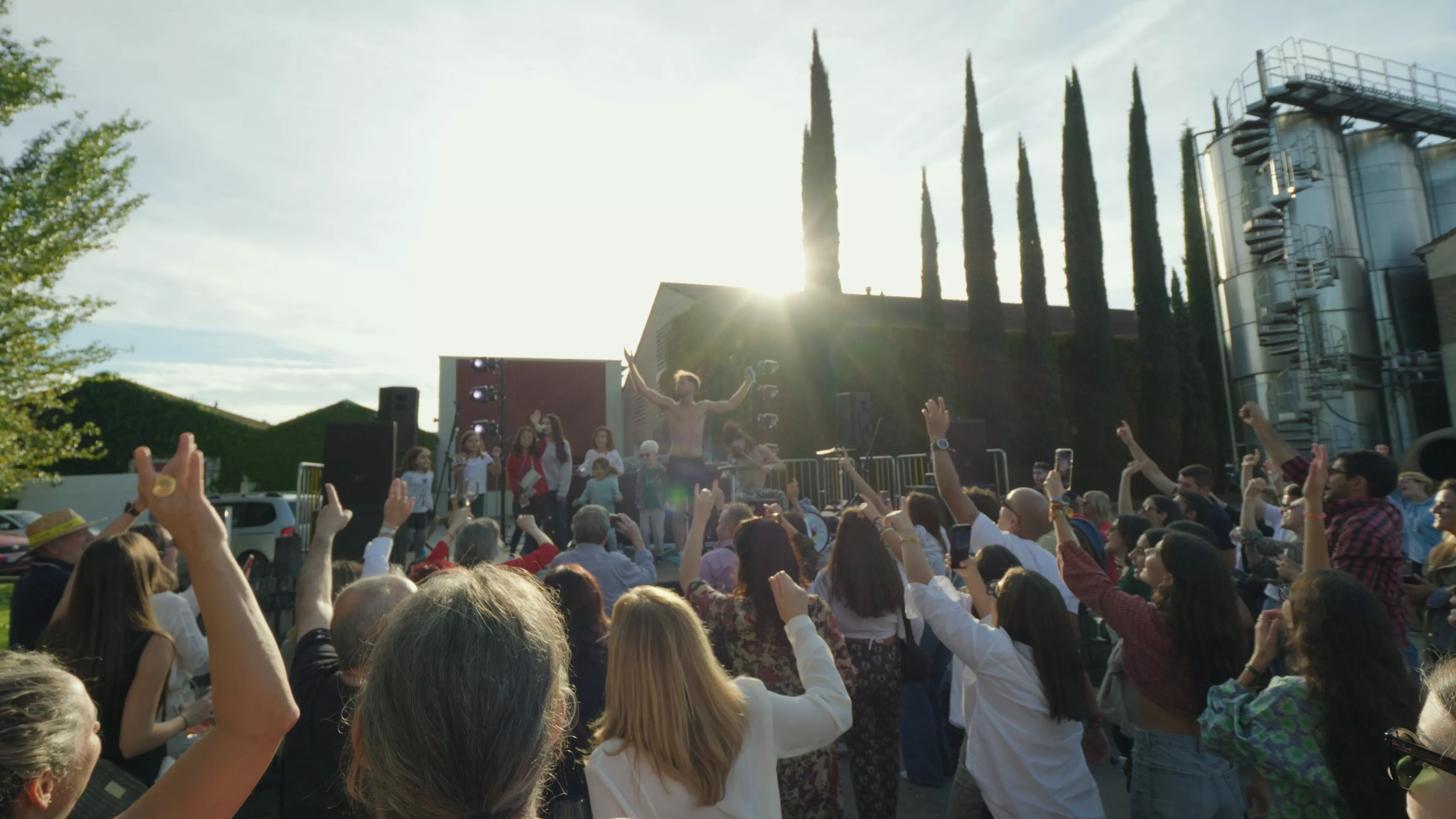 Modelo hizo disfrutar a los presentes en la Rematadura. 