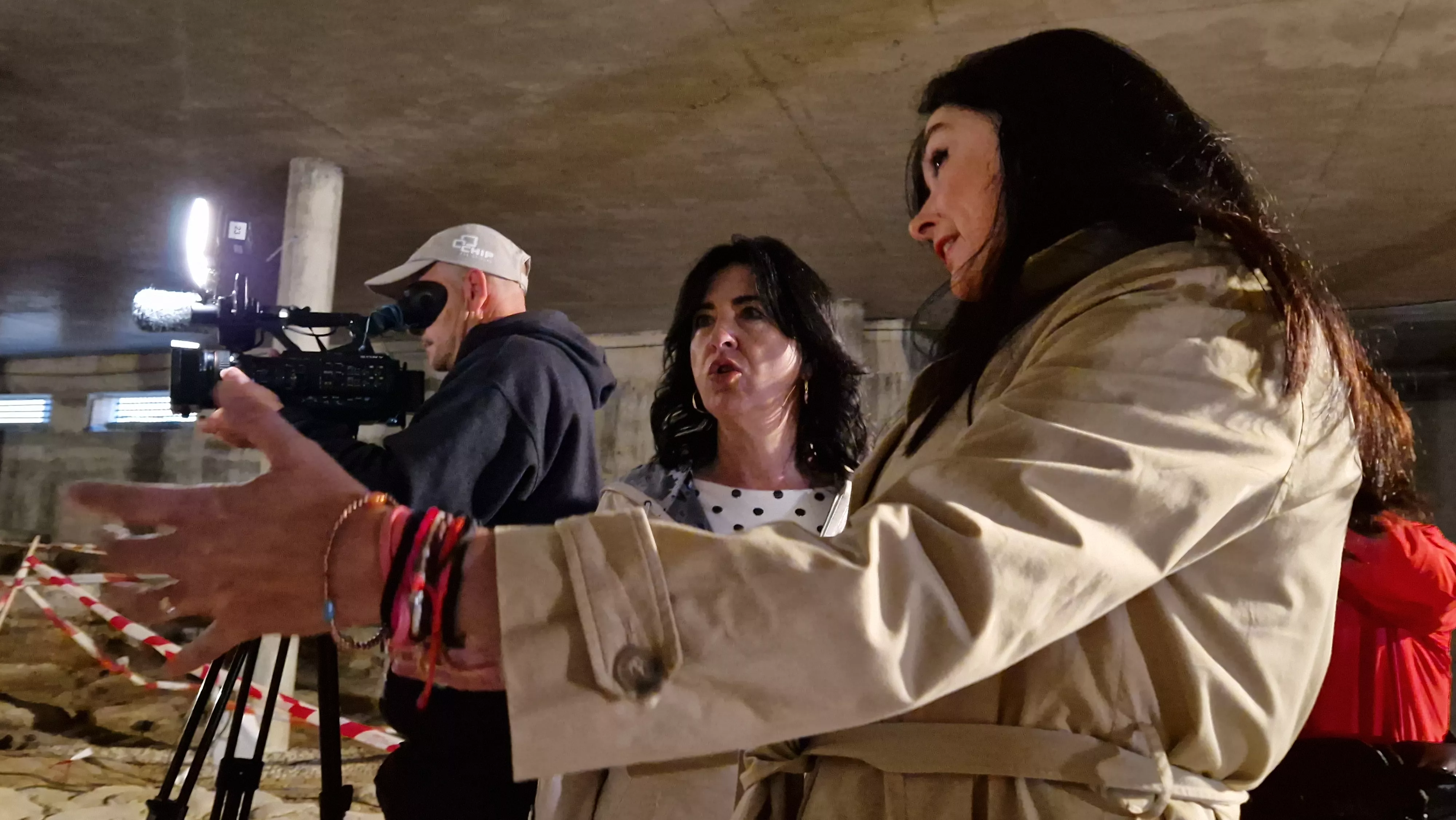 Visita de la directora general de Patrimonio,  Gloria Pérez, al Círculo Católico de Huesca. Foto Myriam Martínez 