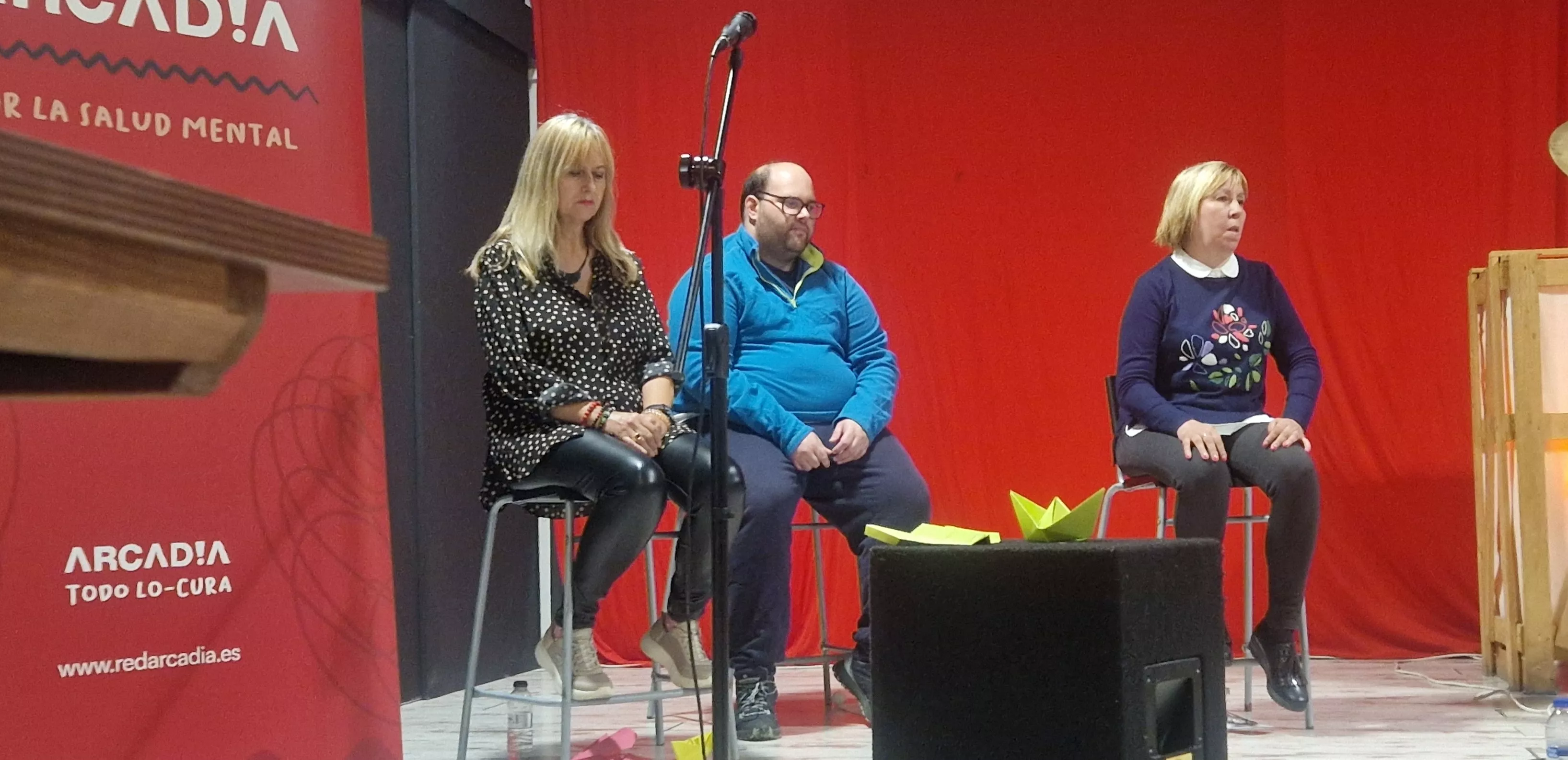 Movida poética con Versonoros y Arcadia en La Catalítica. Foto Myriam Martínez 