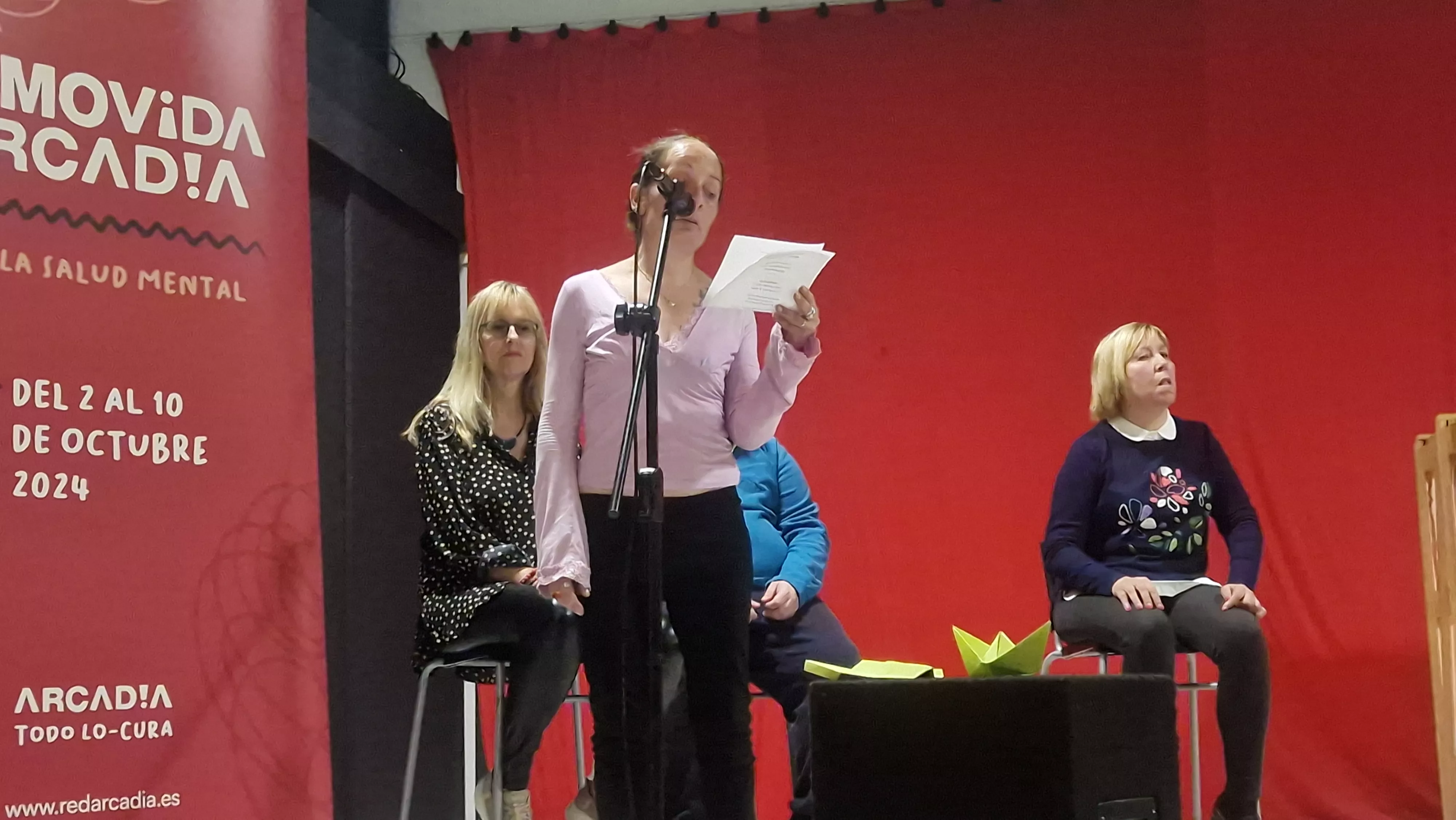 Movida poética con Versonoros y Arcadia en La Catalítica. Foto Myriam Martínez 