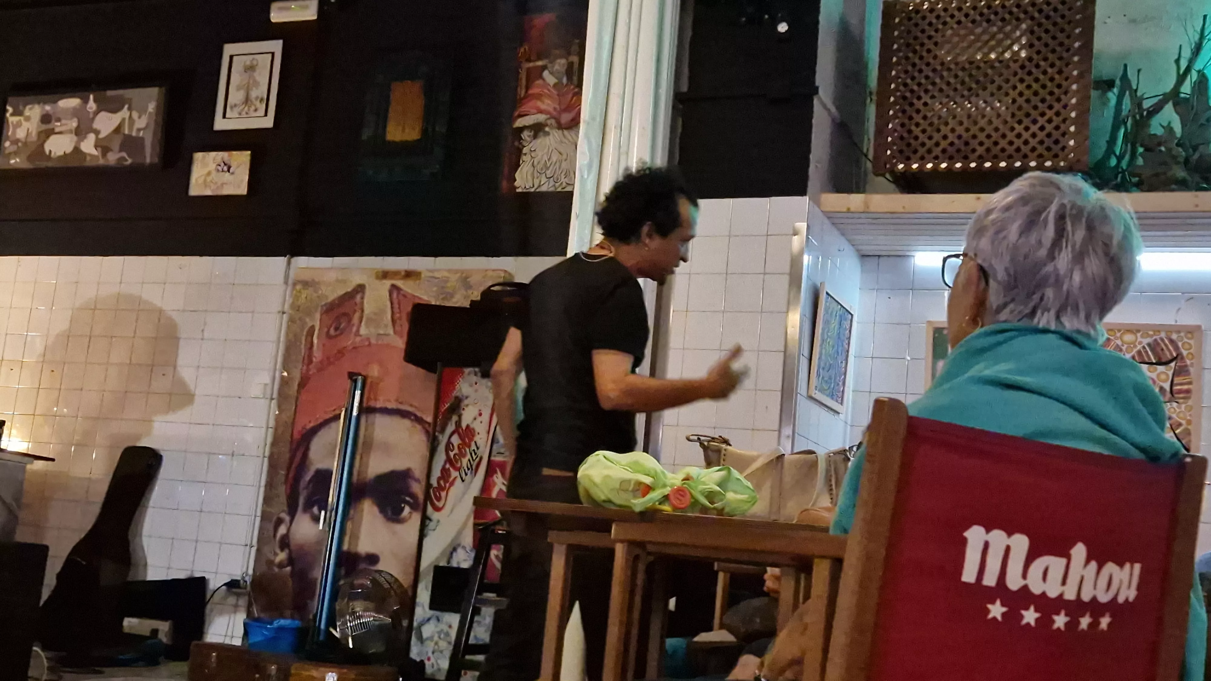 Movida poética con Versonoros y Arcadia en La Catalítica. Foto Myriam Martínez 