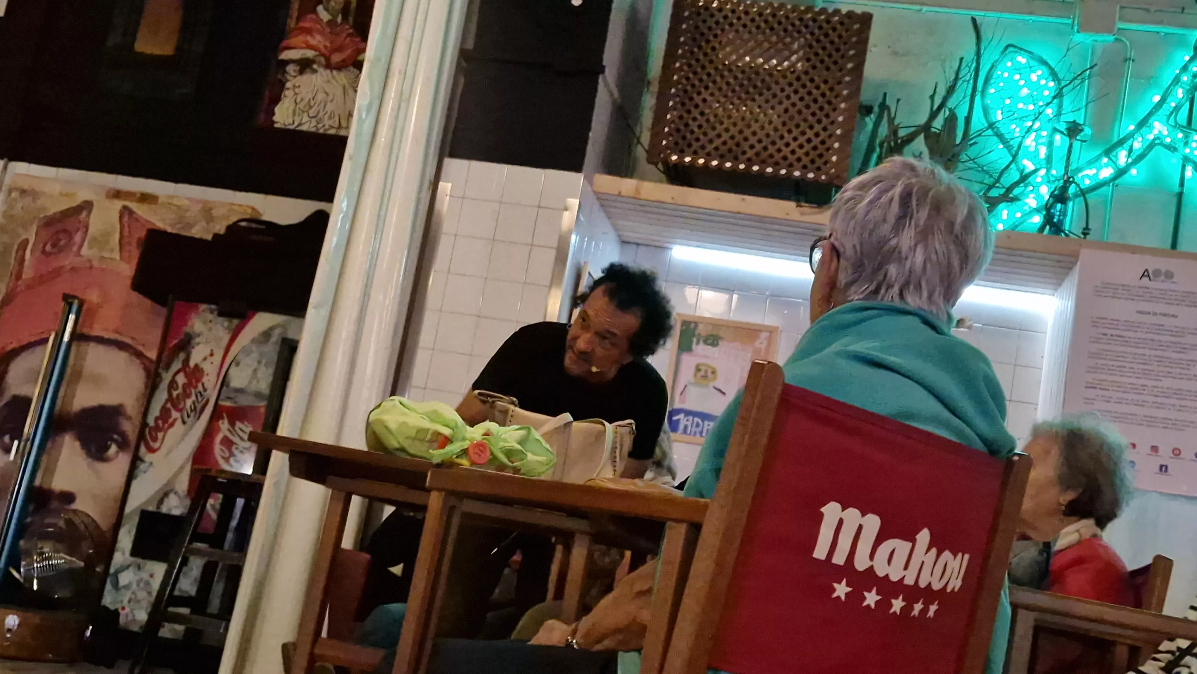 Movida poética con Versonoros y Arcadia en La Catalítica. Foto Myriam Martínez 