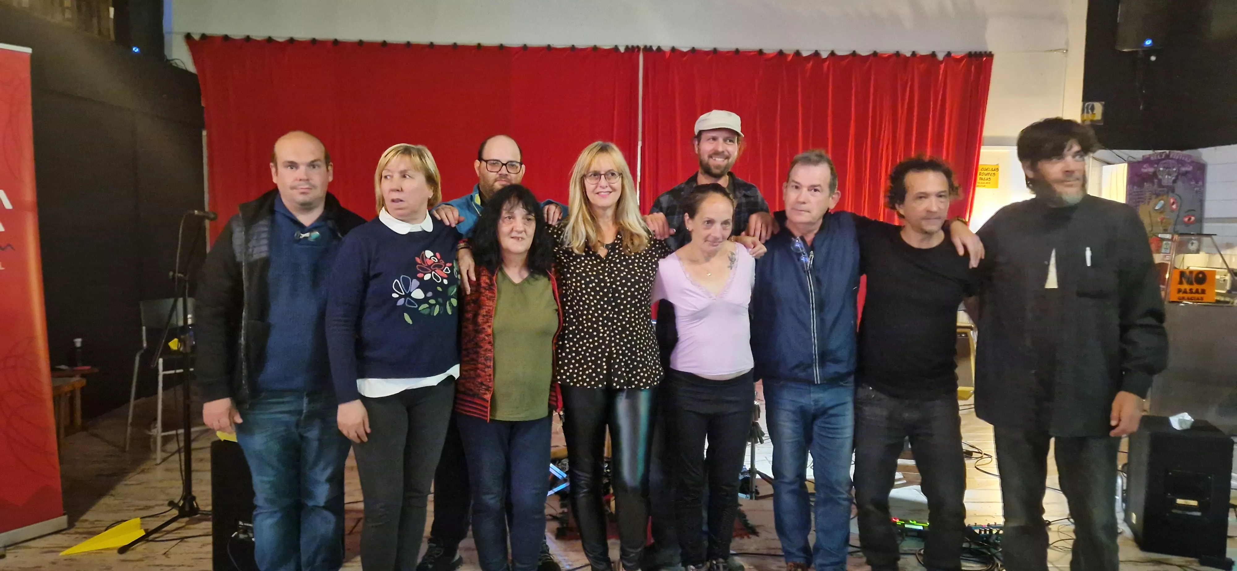 Movida poética con Versonoros y Arcadia en La Catalítica en 2024. Foto Myriam Martínez 