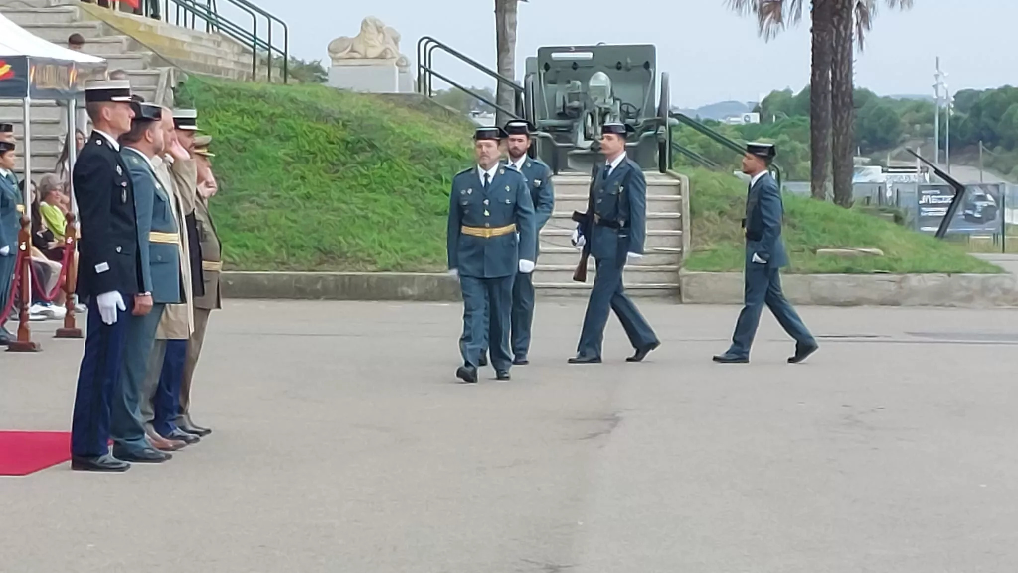 Virgen del Pilar en la Comandancia de la Guardia Civil en Huesca