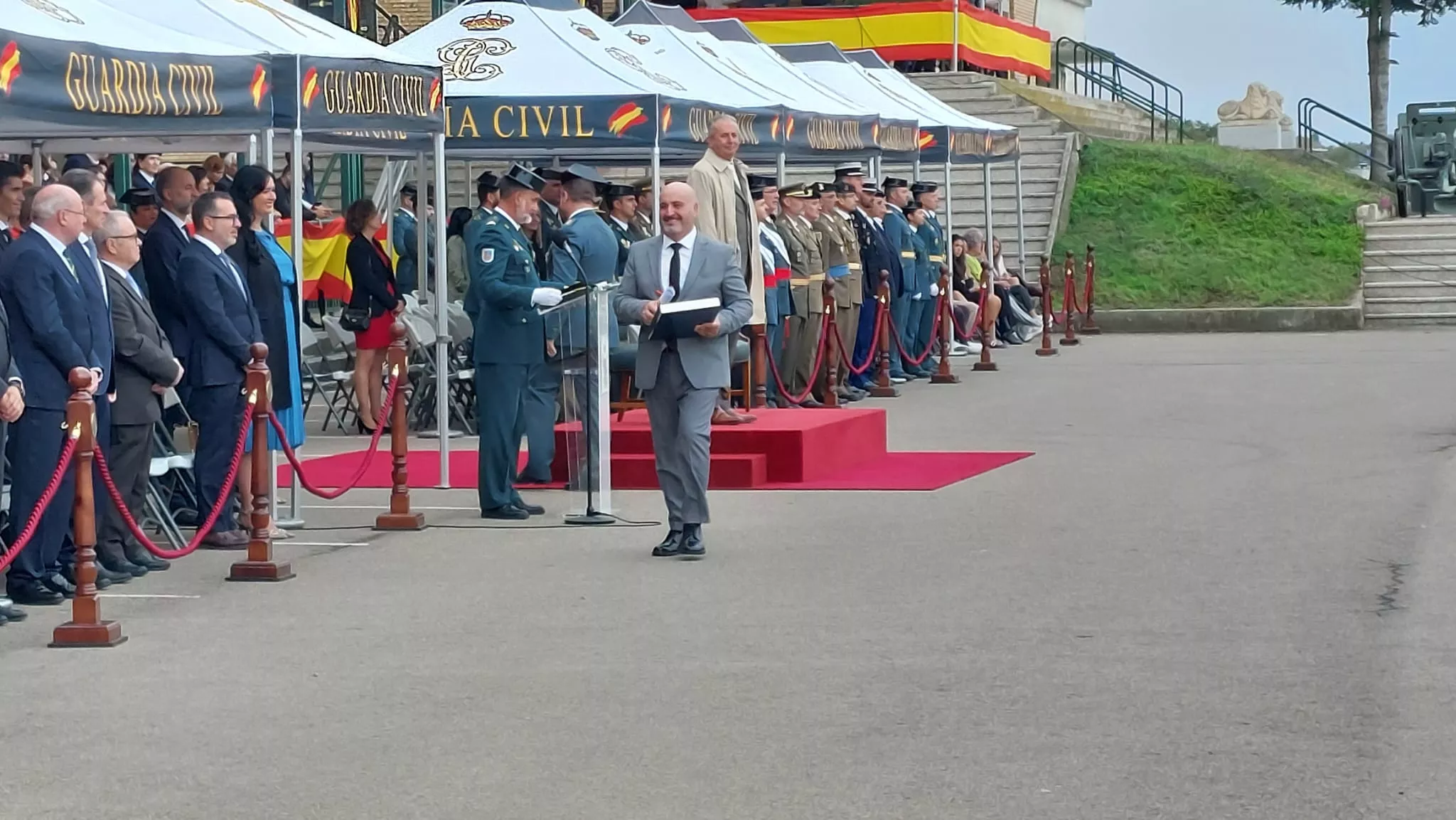 Virgen del Pilar en la Comandancia de la Guardia Civil en Huesca