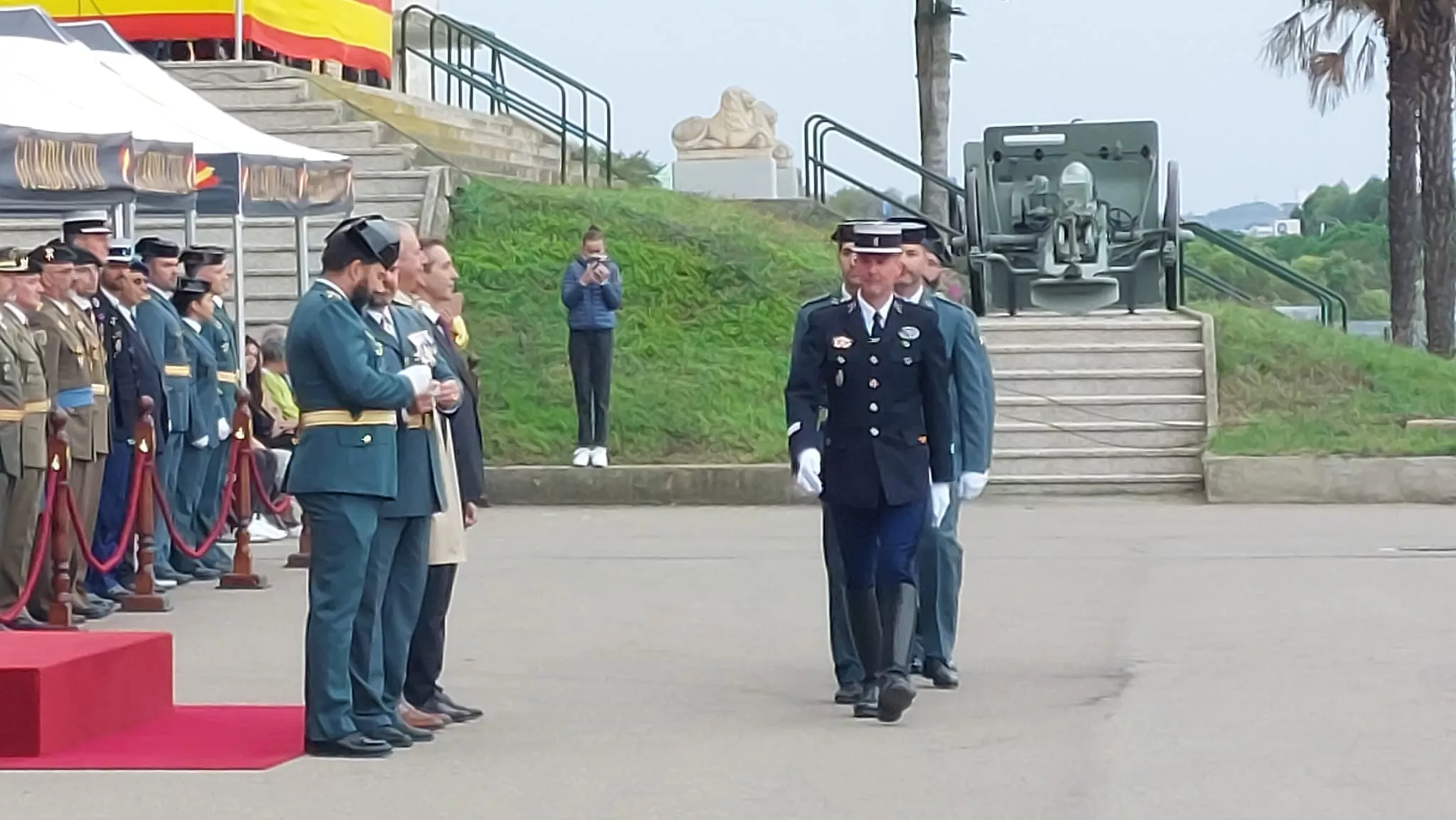 Virgen del Pilar en la Comandancia de la Guardia Civil en Huesca