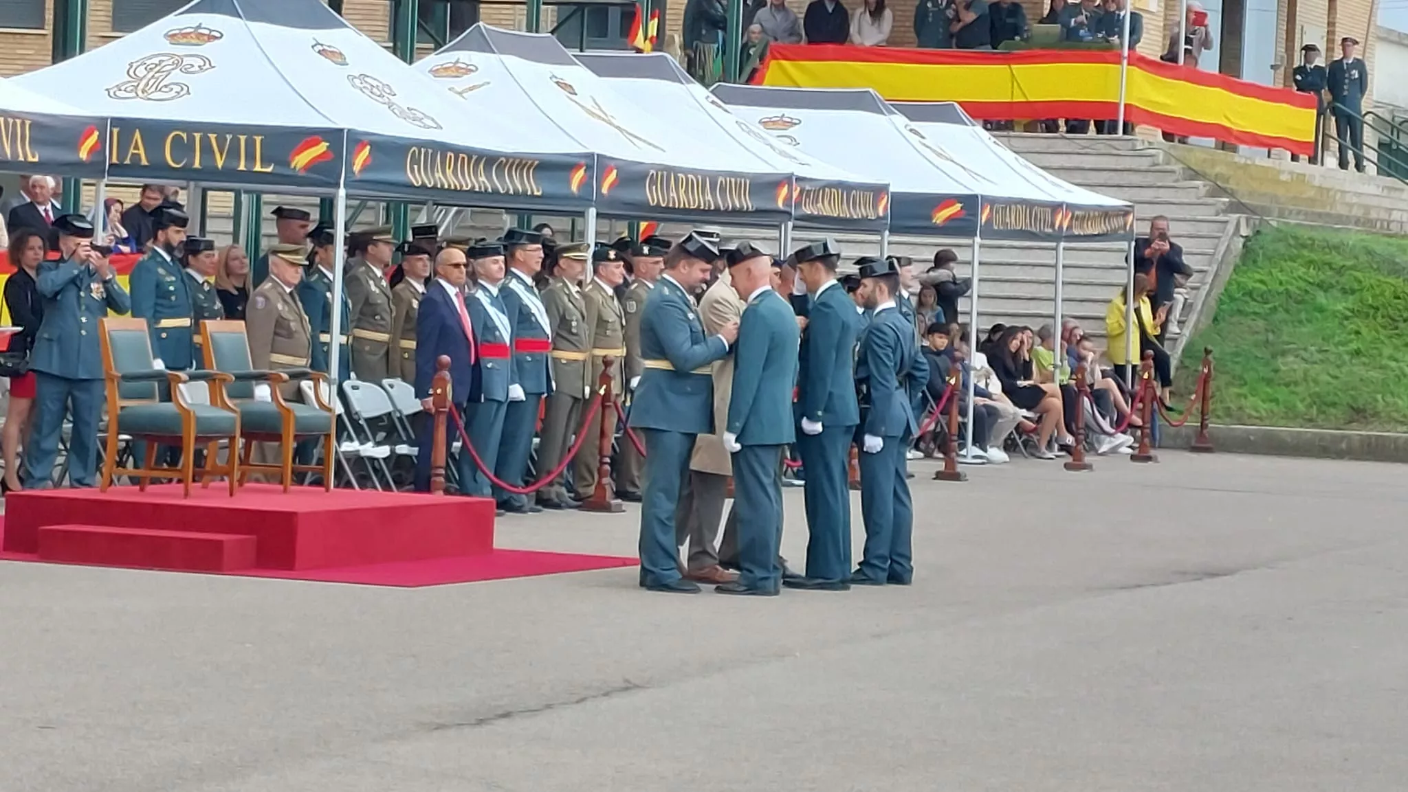 Virgen del Pilar en la Comandancia de la Guardia Civil en Huesca