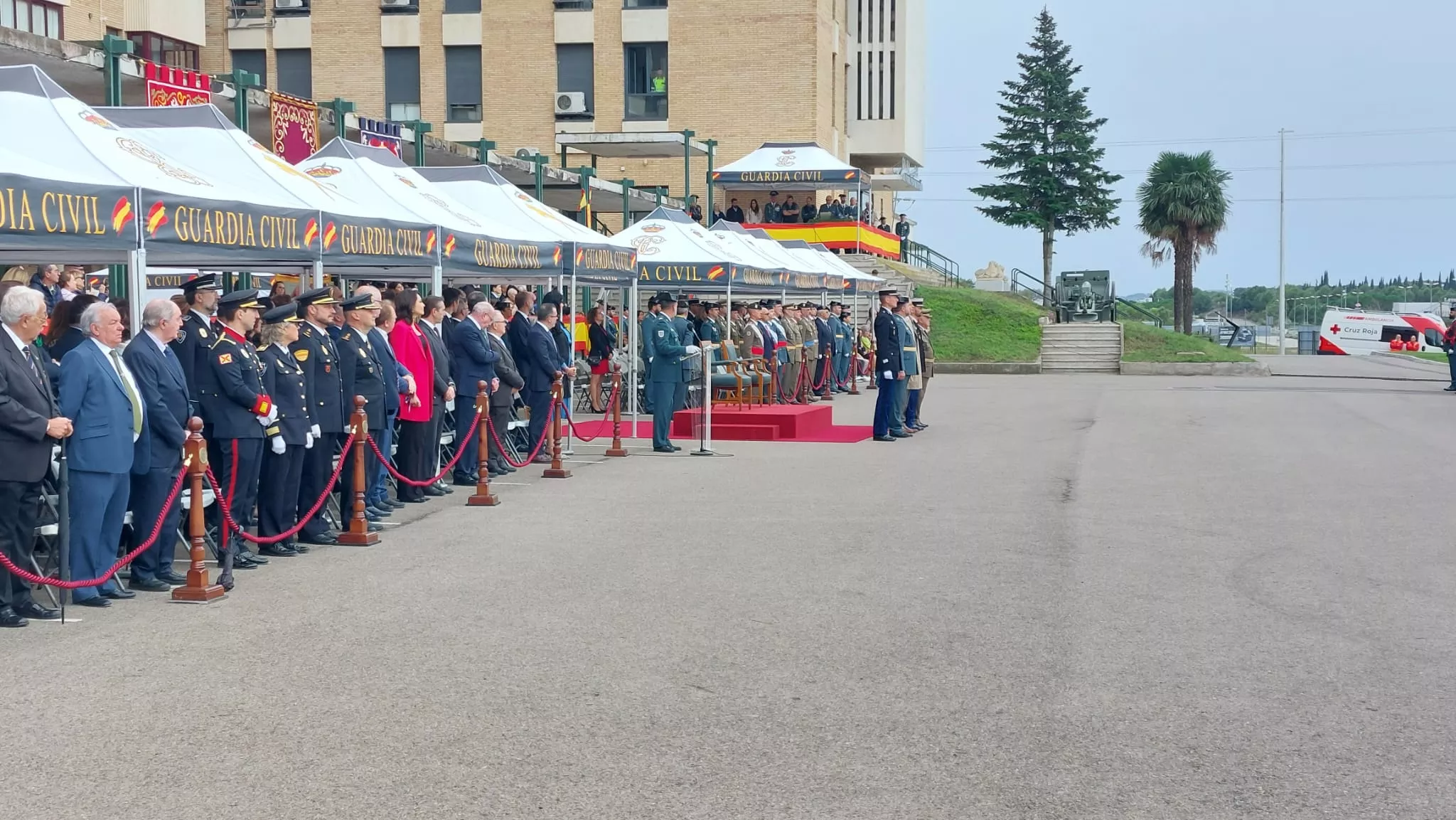 Virgen del Pilar en la Comandancia de la Guardia Civil en Huesca