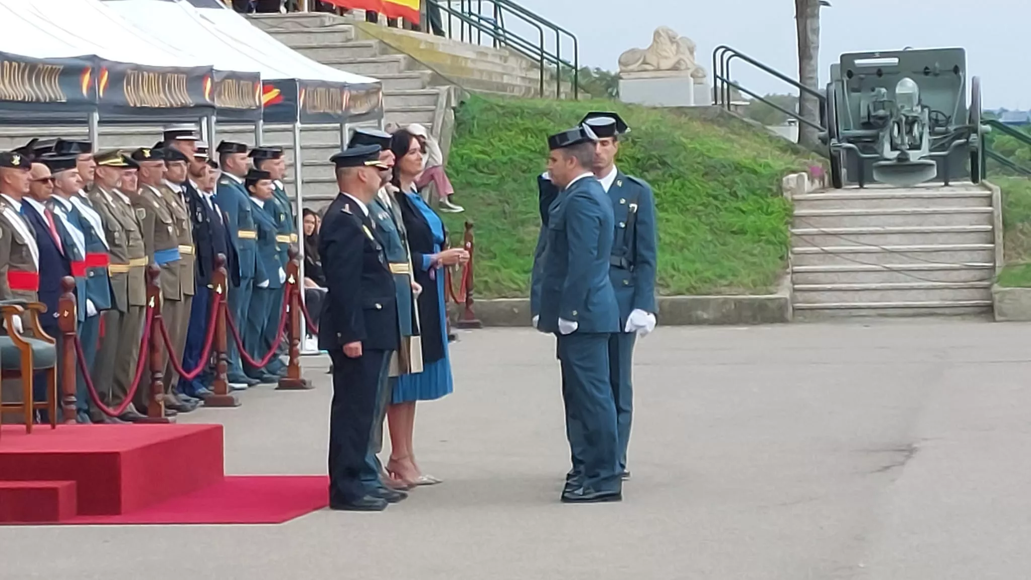 Virgen del Pilar en la Comandancia de la Guardia Civil en Huesca