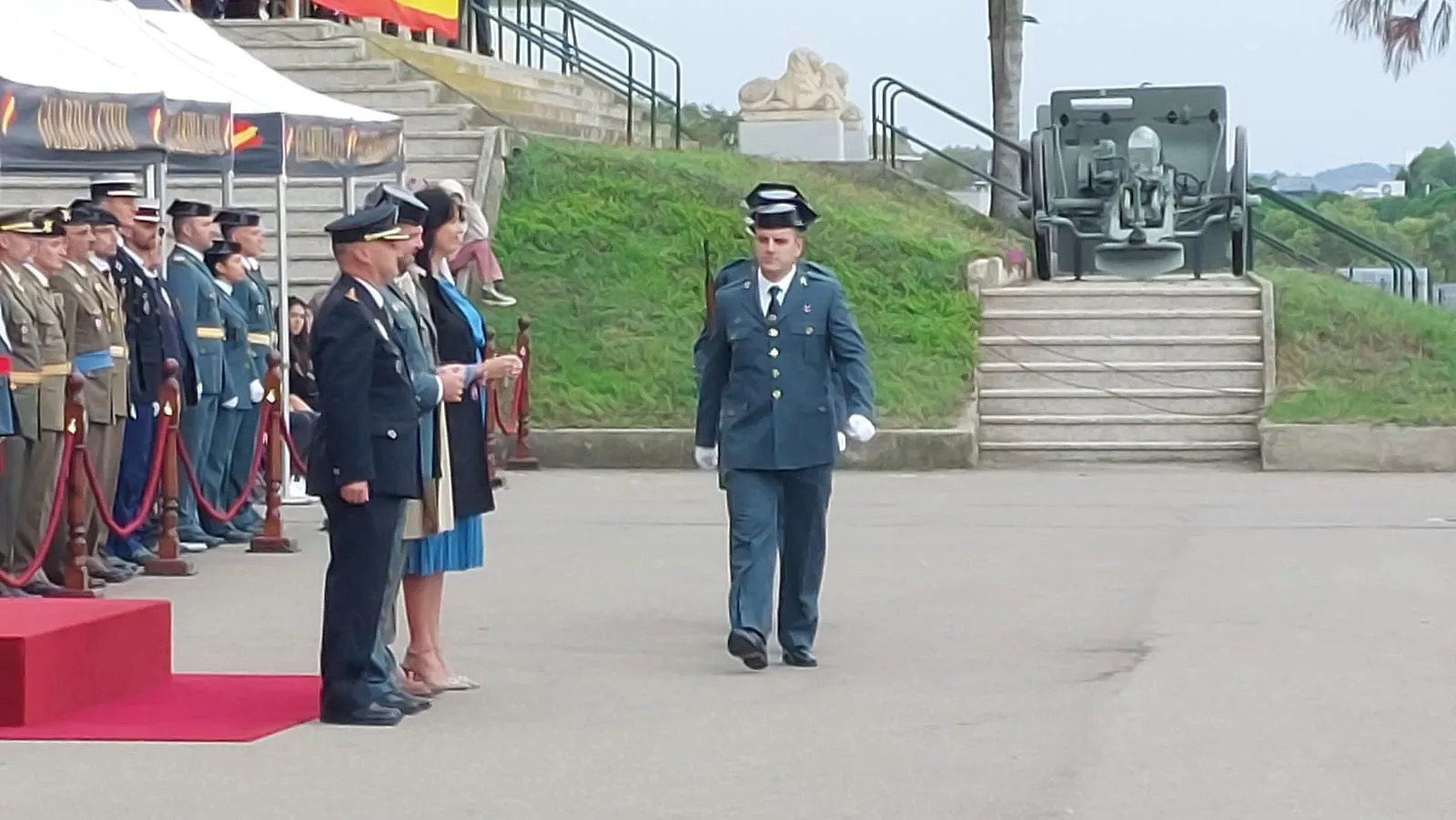 Virgen del Pilar en la Comandancia de la Guardia Civil en Huesca