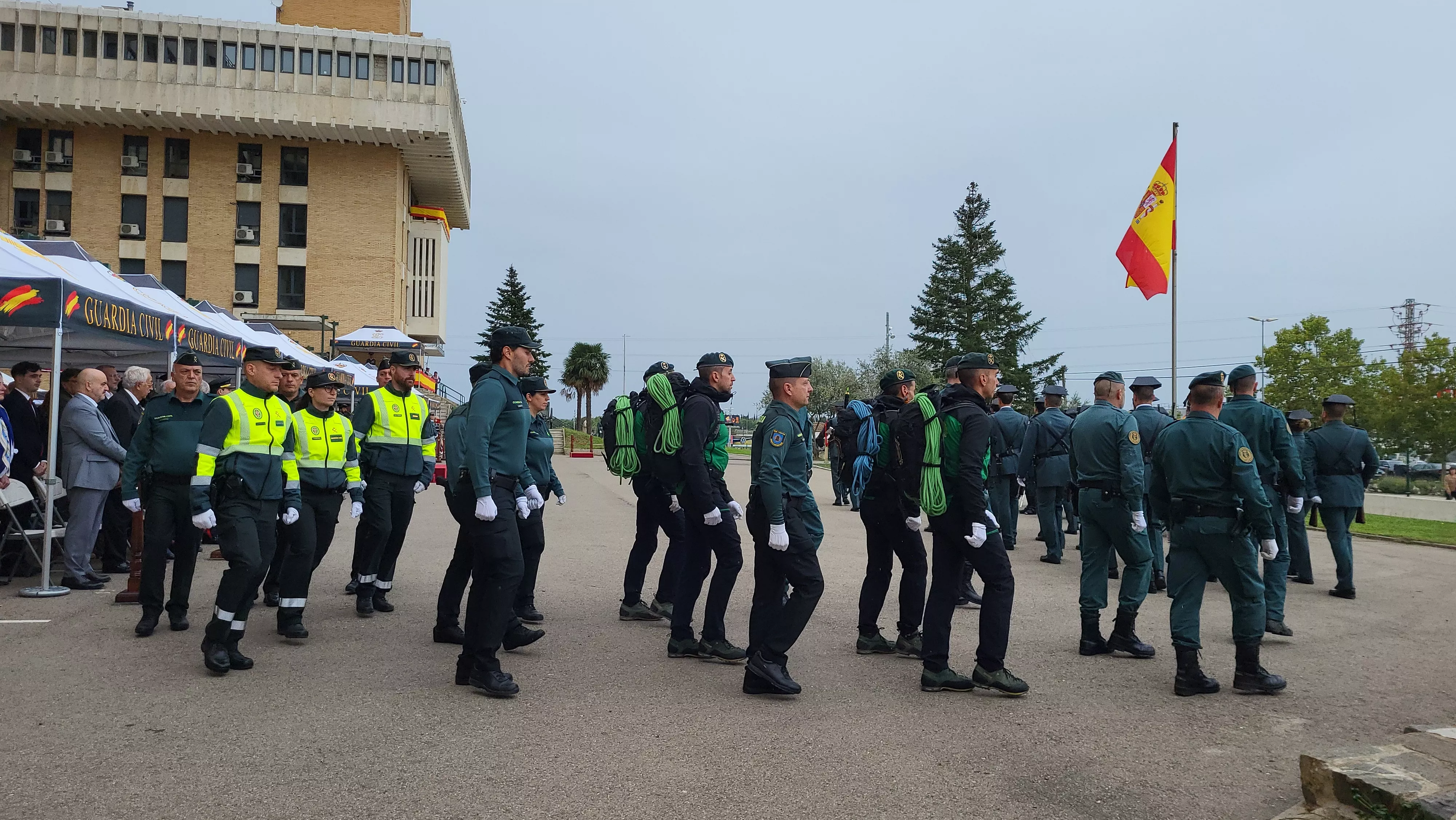 Virgen del Pilar en la Comandancia de la Guardia Civil en Huesca
