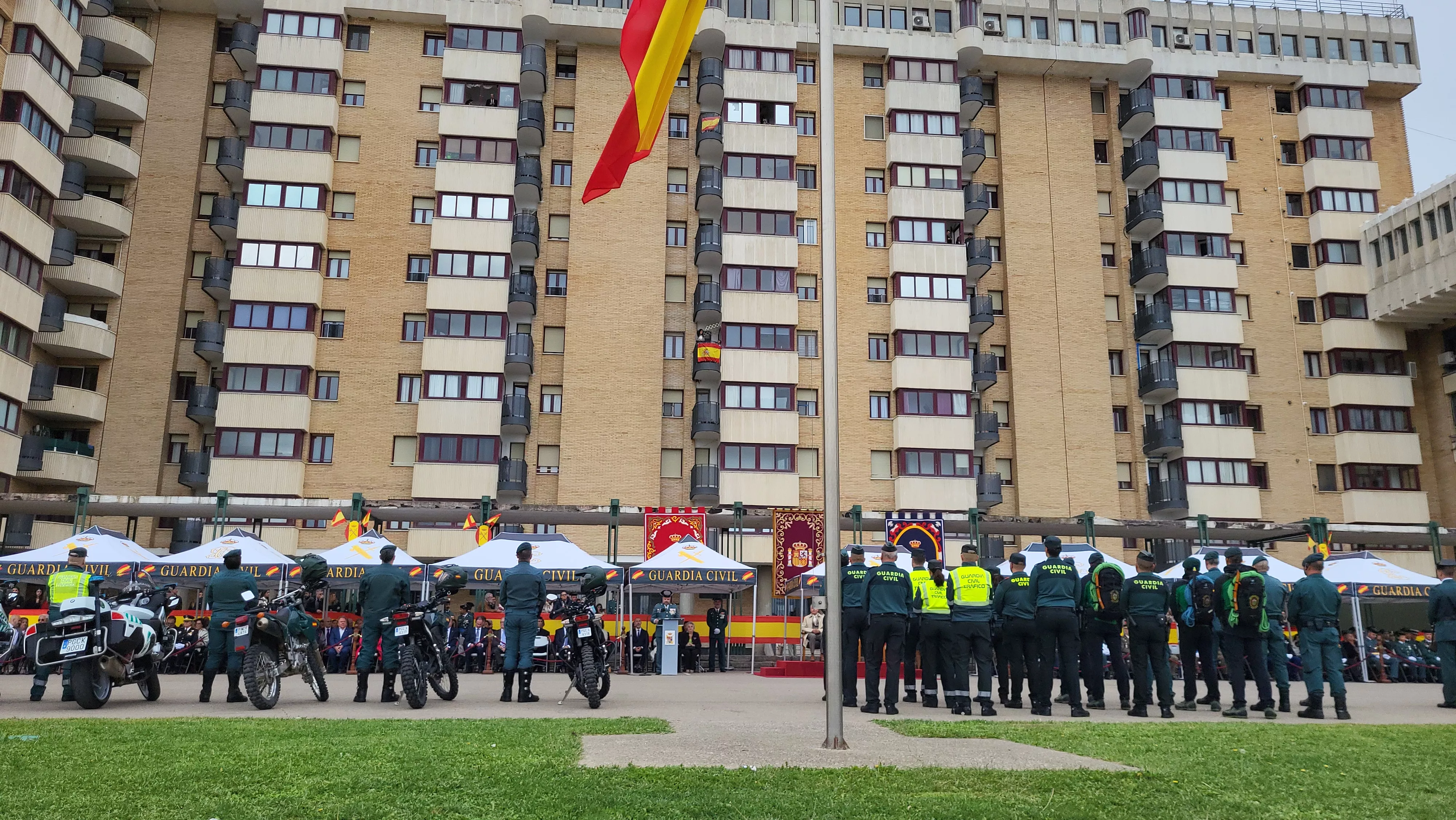 Virgen del Pilar en la Comandancia de la Guardia Civil en Huesca