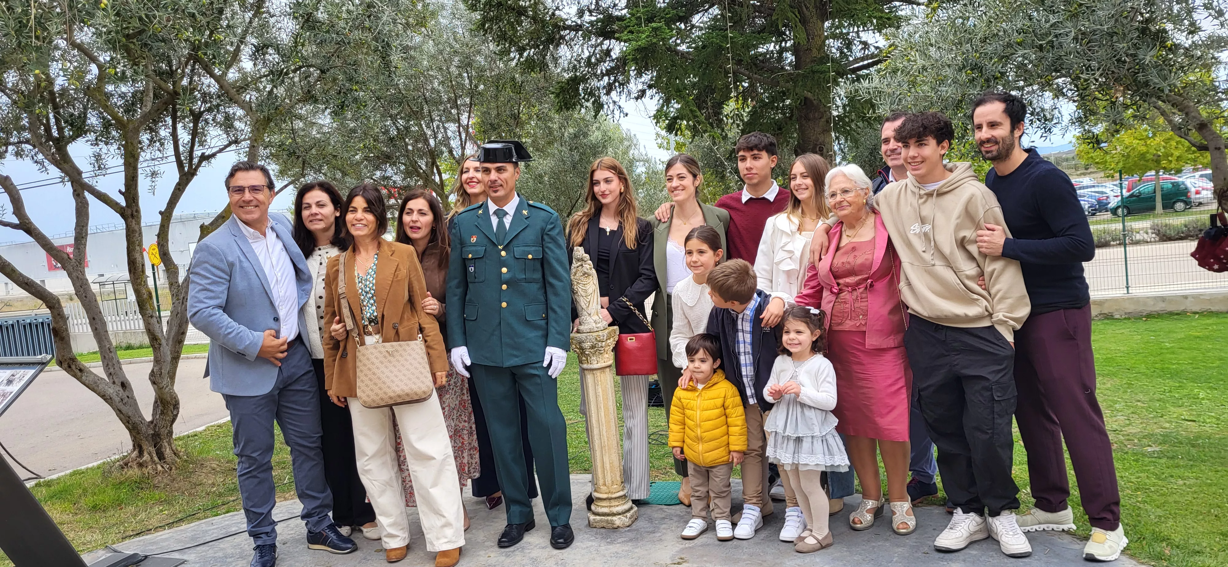 Virgen del Pilar en la Comandancia de la Guardia Civil en Huesca