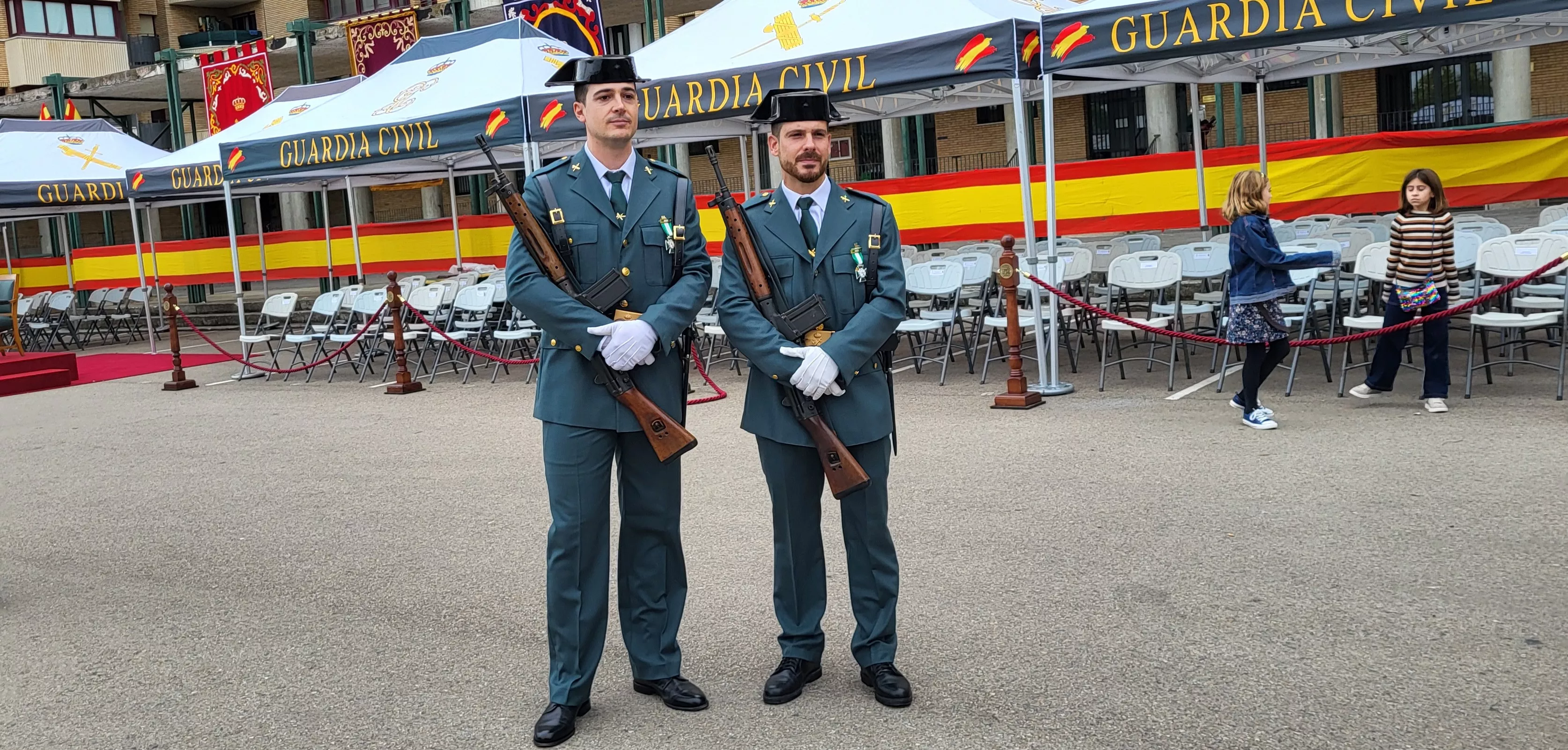 Virgen del Pilar en la Comandancia de la Guardia Civil en Huesca