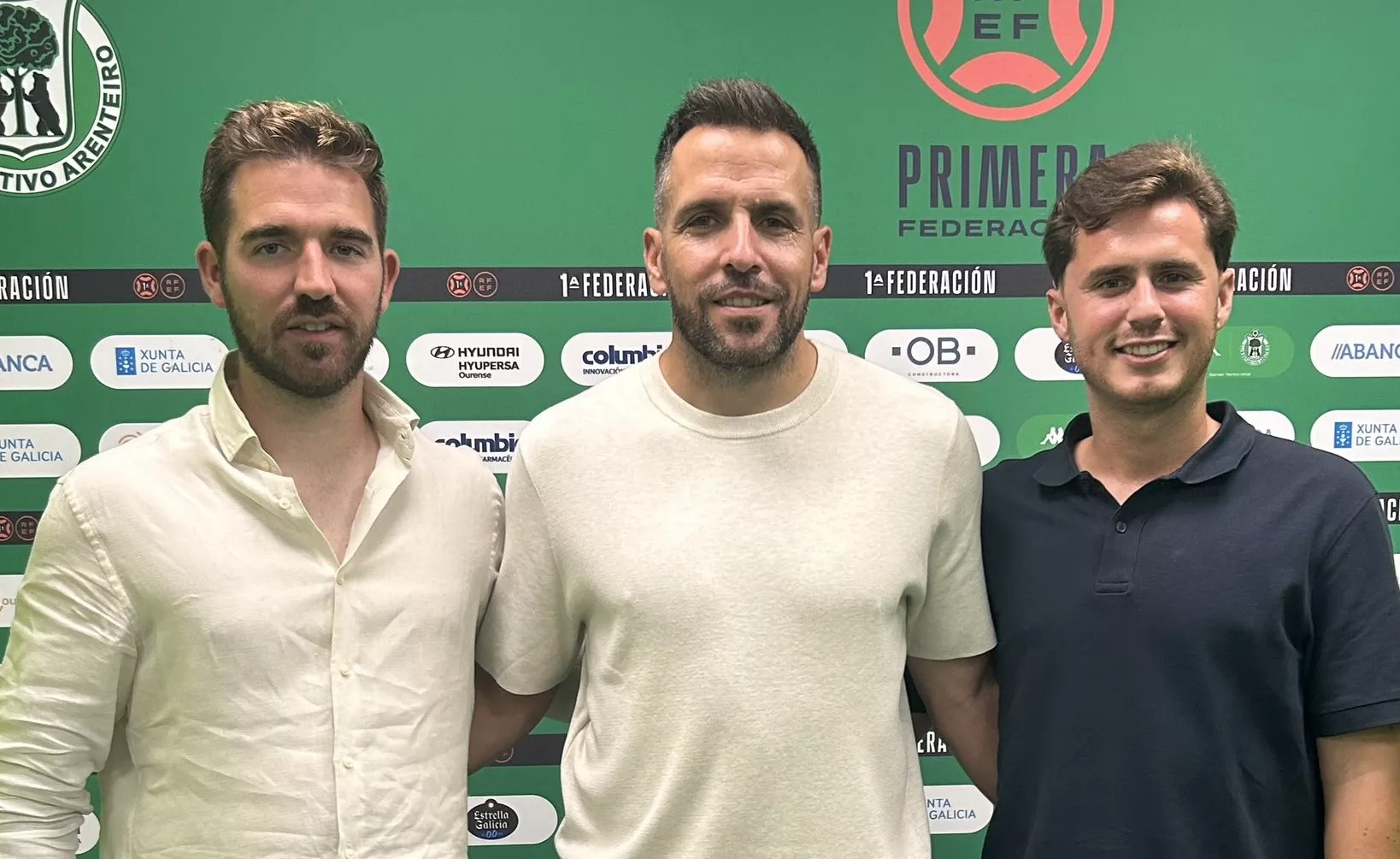 Casajús, a la izquierda, junto a Jardiel en su presentación como nuevo técnico del Arenteiro.