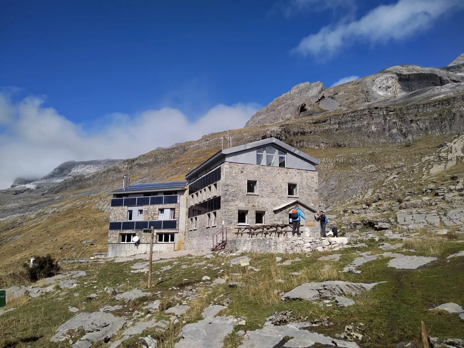 El remodelado Refugio de Góriz celebrará su inauguración este sábado