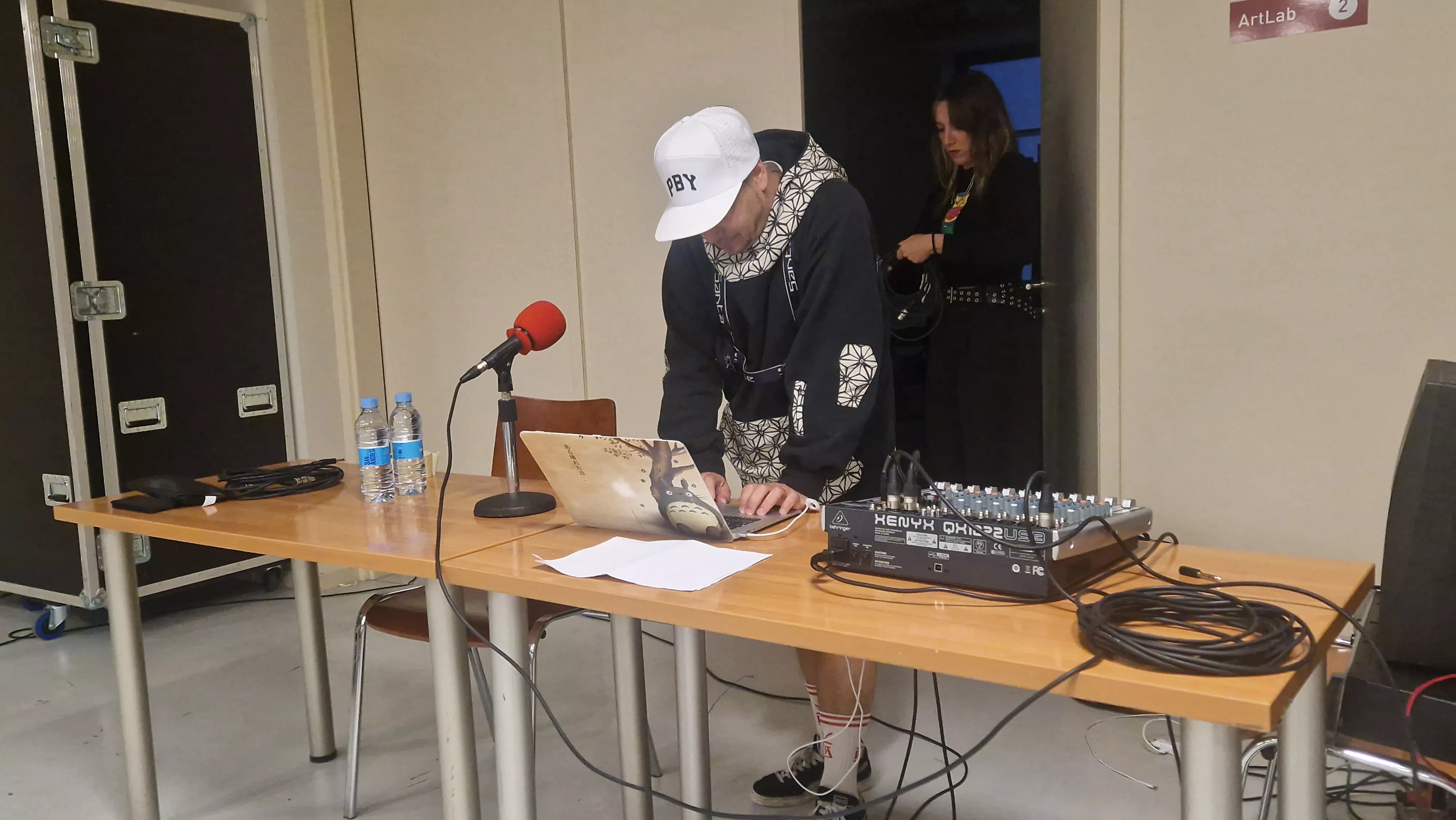 Clase magistral de Rapsusklei en el Spin Festival. Foto Myriam Martínez 