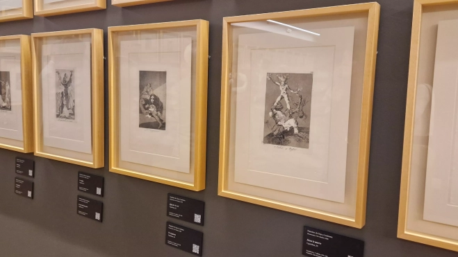 Algunas obras colgadas. Algunas obras colgadas.