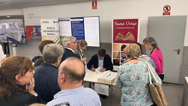 Interés por la obra de Manuel Pimentel. Interés por la obra de Manuel Pimentel.