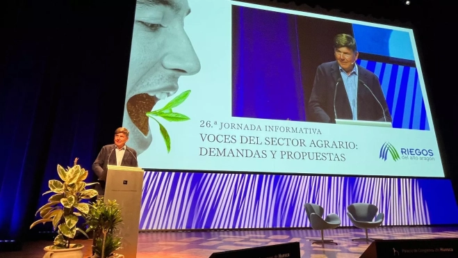 Manuel Pimentel en la Jornada Informativa de Riegos del Alto Aragón. Manuel Pimentel en la Jornada Informativa de Riegos del Alto Aragón.