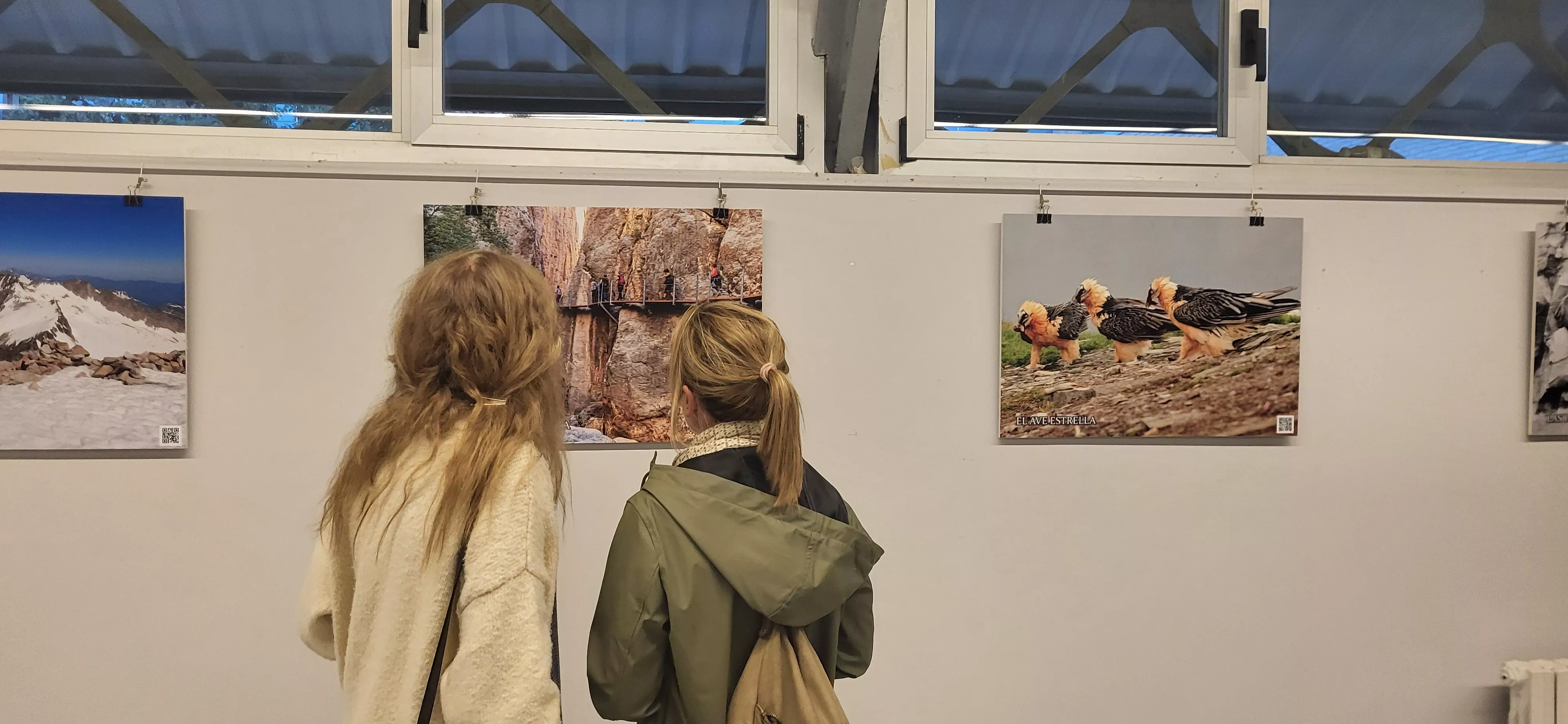 Inauguración en Huesca de la exposición "Enamoradas de las montañas". Foto Mercedes Manterola
