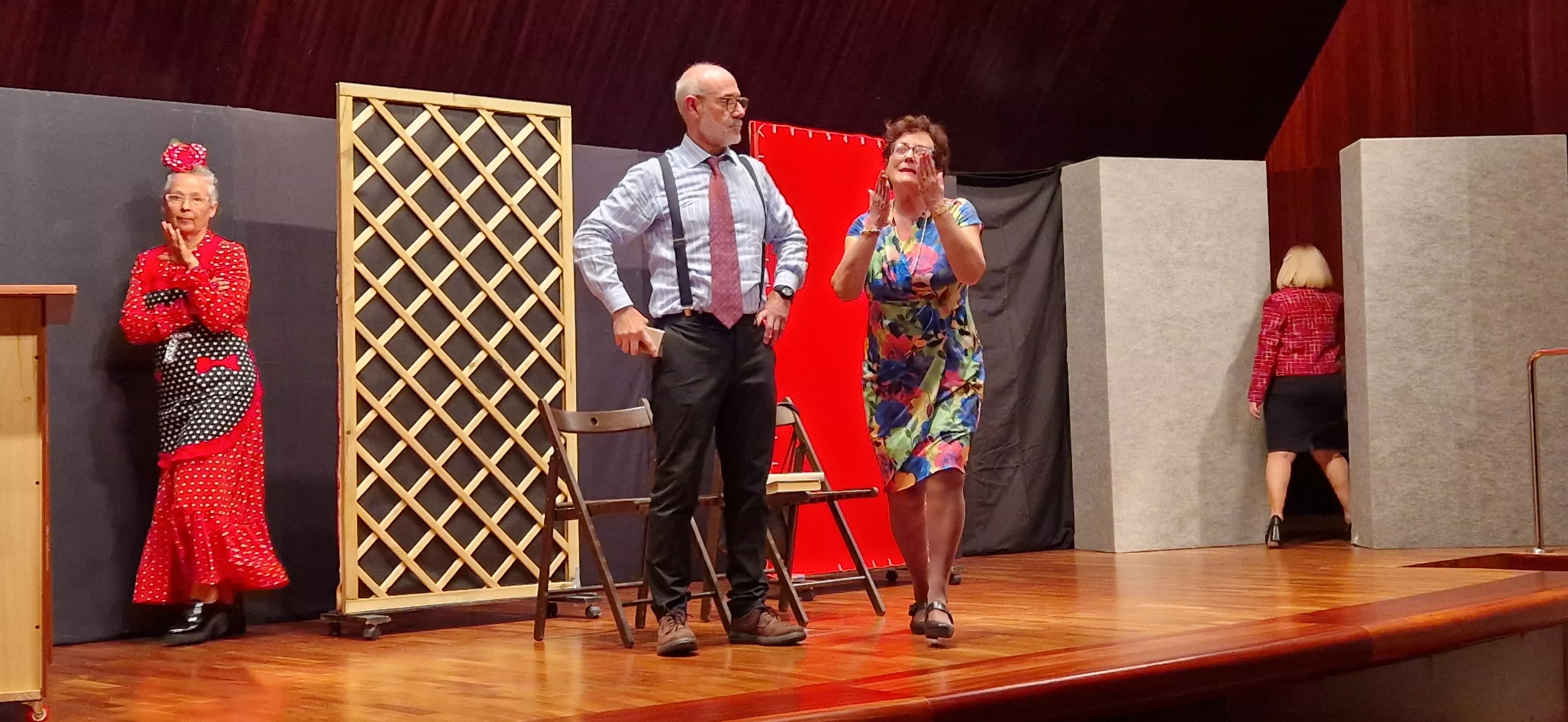 Grupo de teatro de la AECC “Sin Miedo” y la obra “Al mal tiempo…”. Foto Myriam Martínez