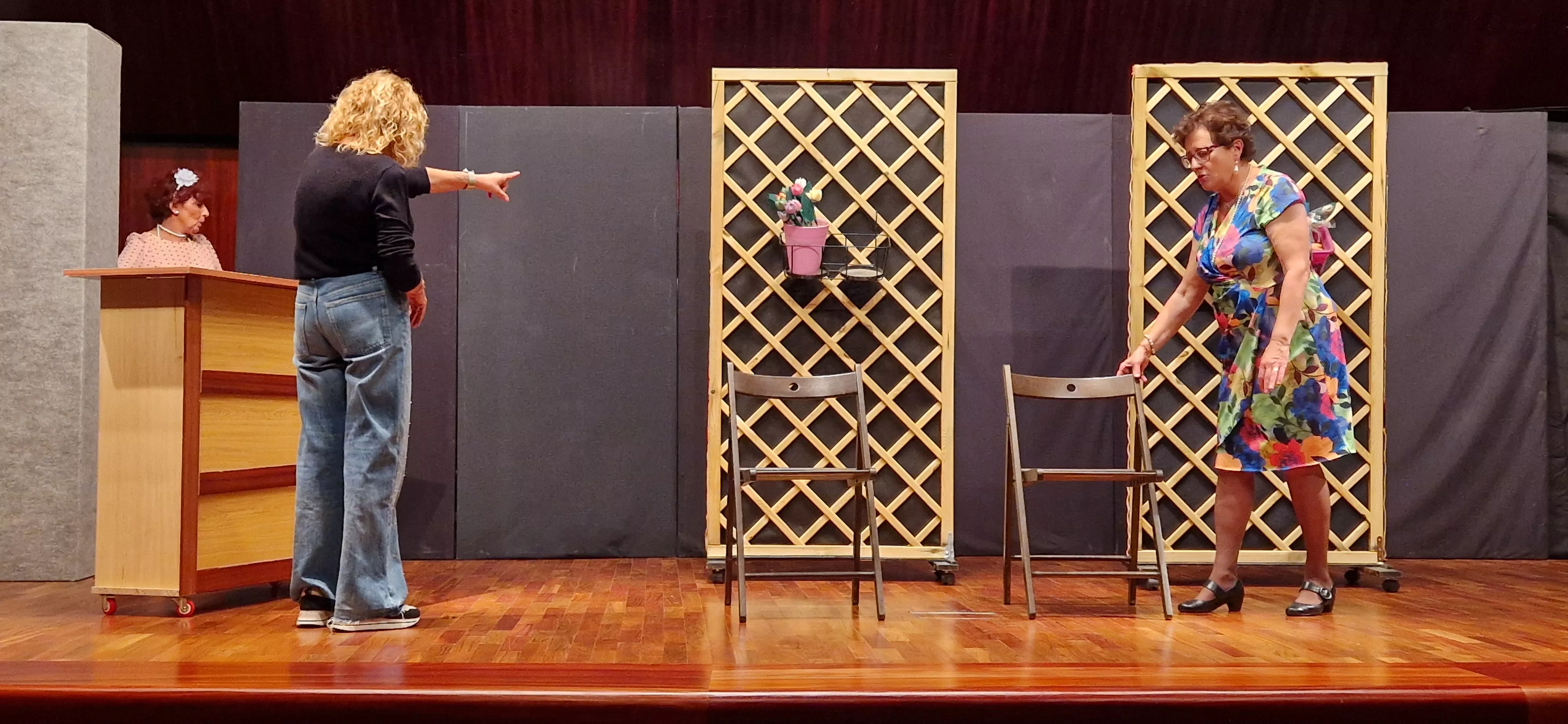 Grupo de teatro de la AECC “Sin Miedo” y la obra “Al mal tiempo…”. Foto Myriam Martínez