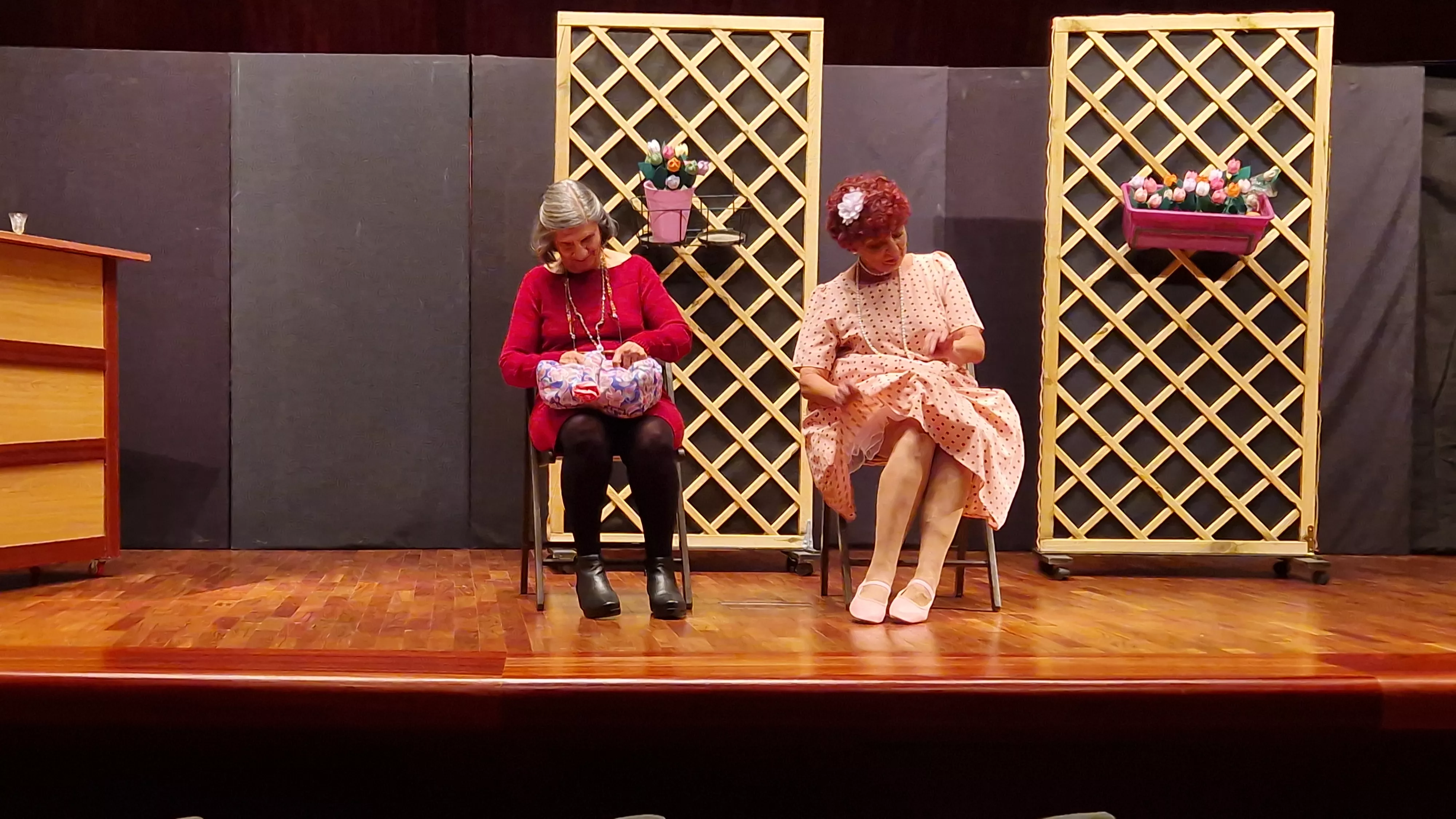 Grupo de teatro de la AECC “Sin Miedo” y la obra “Al mal tiempo…”. Foto Myriam Martínez