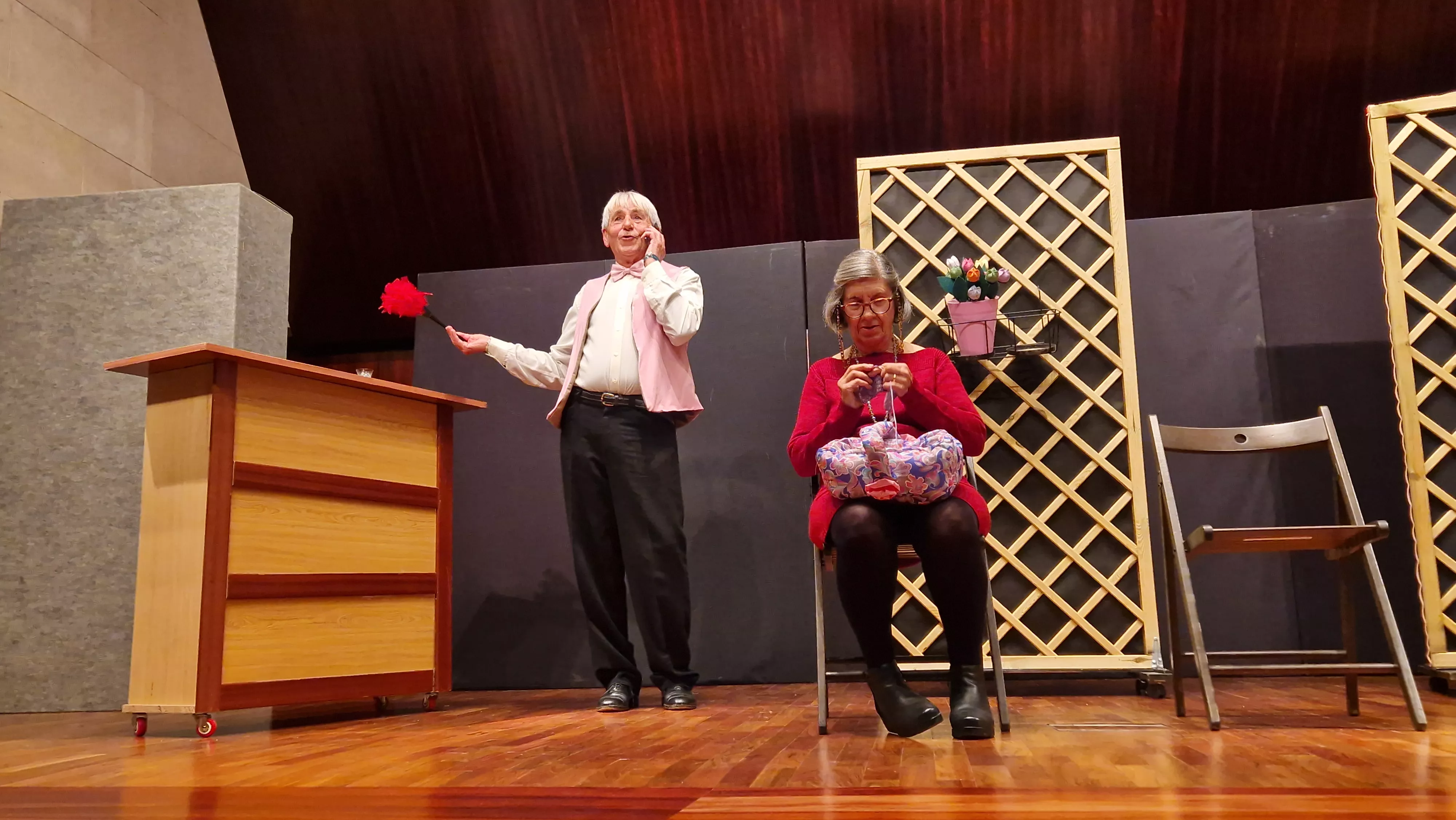 Grupo de teatro de la AECC “Sin Miedo” y la obra “Al mal tiempo…”. Foto Myriam Martínez