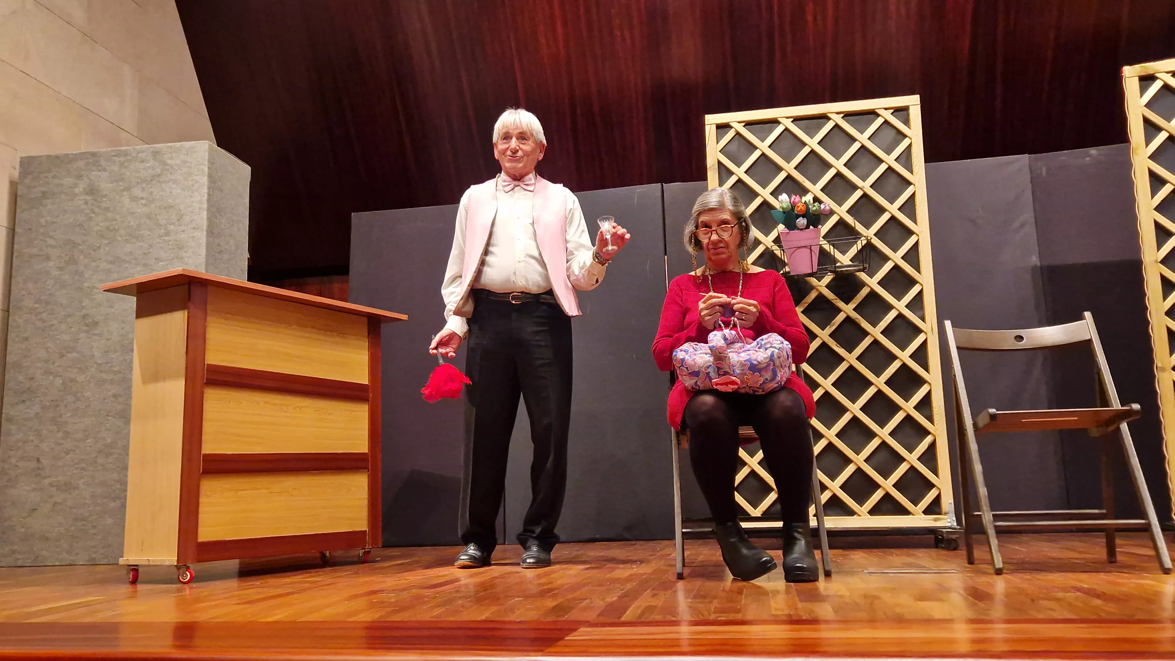 Grupo de teatro de la AECC “Sin Miedo” y la obra “Al mal tiempo…”. Foto Myriam Martínez